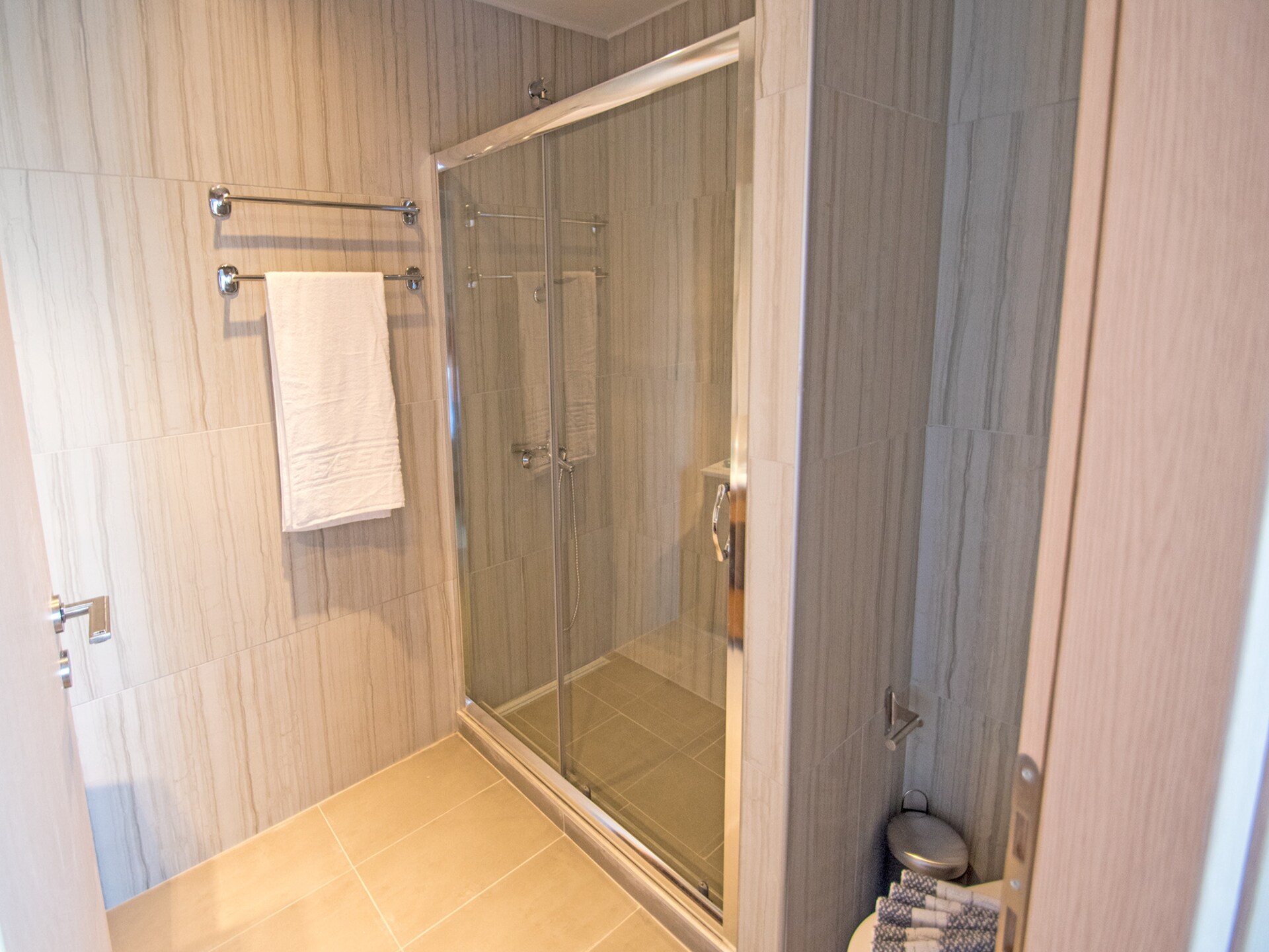 4-persoons modern appartement in het centrum van Chania aan het strand - foto 15