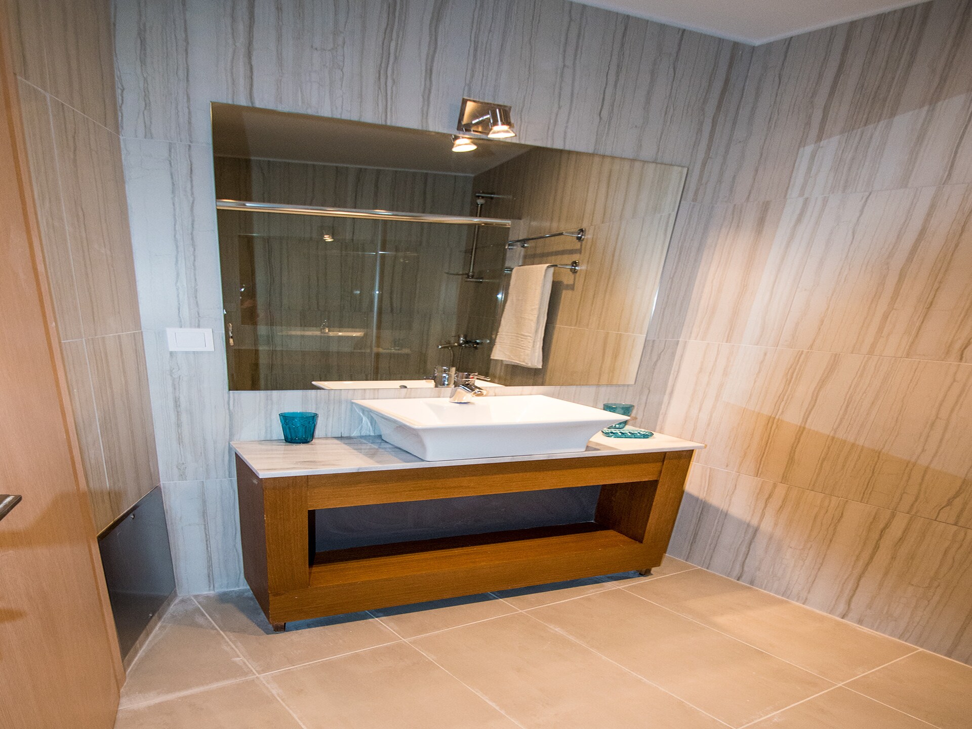 4-persoons modern appartement in het centrum van Chania aan het strand - foto 14