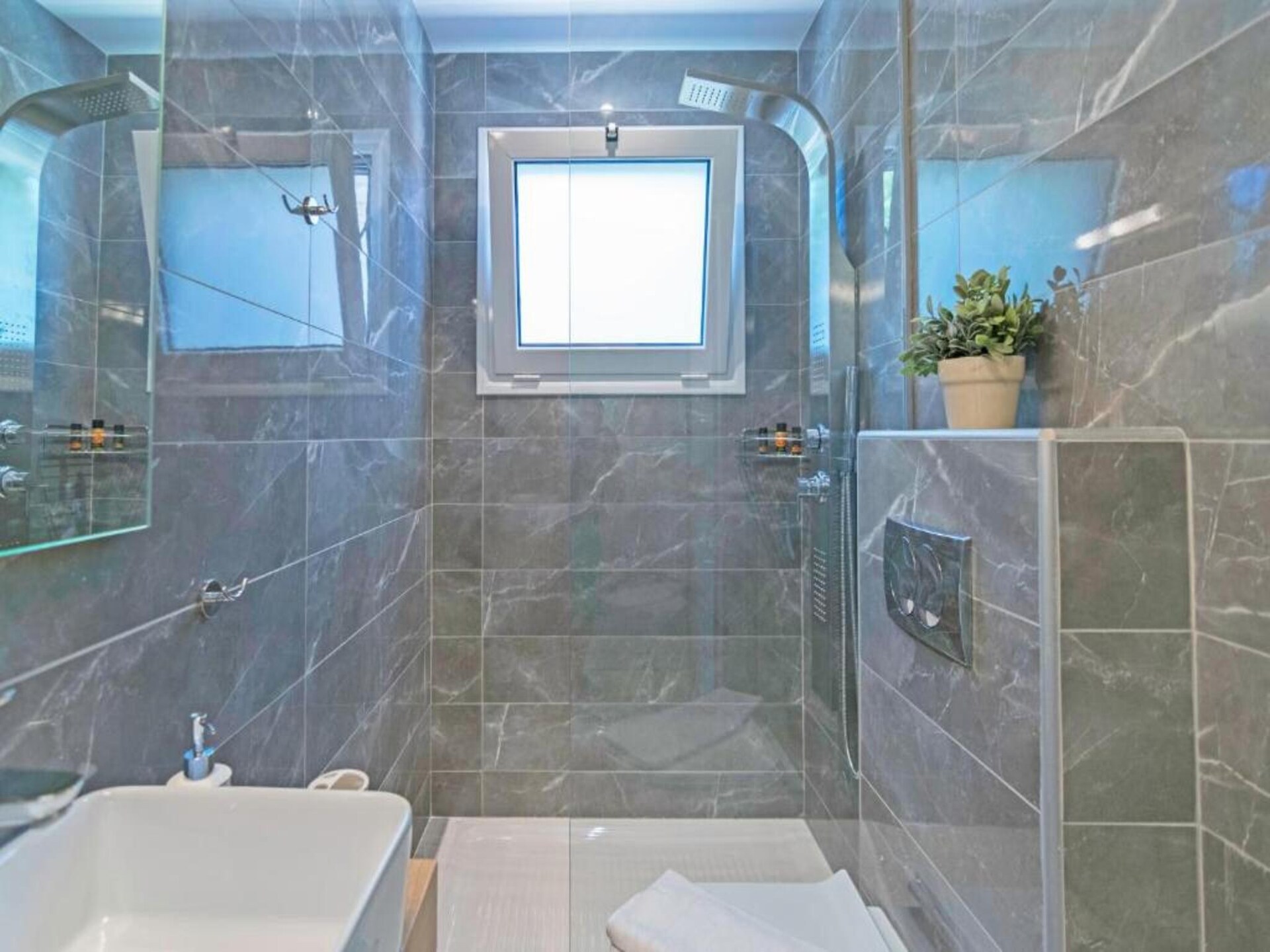 Sonja 3 Superior: Strandappartement voor 6 personen op 20 meter van zee in Chania - foto 15