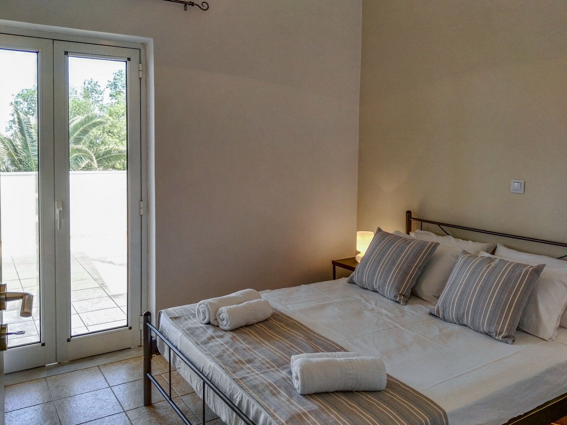 Villa Almirikia: 20 meter van zee met privézwembad voor 8 personen - foto 11