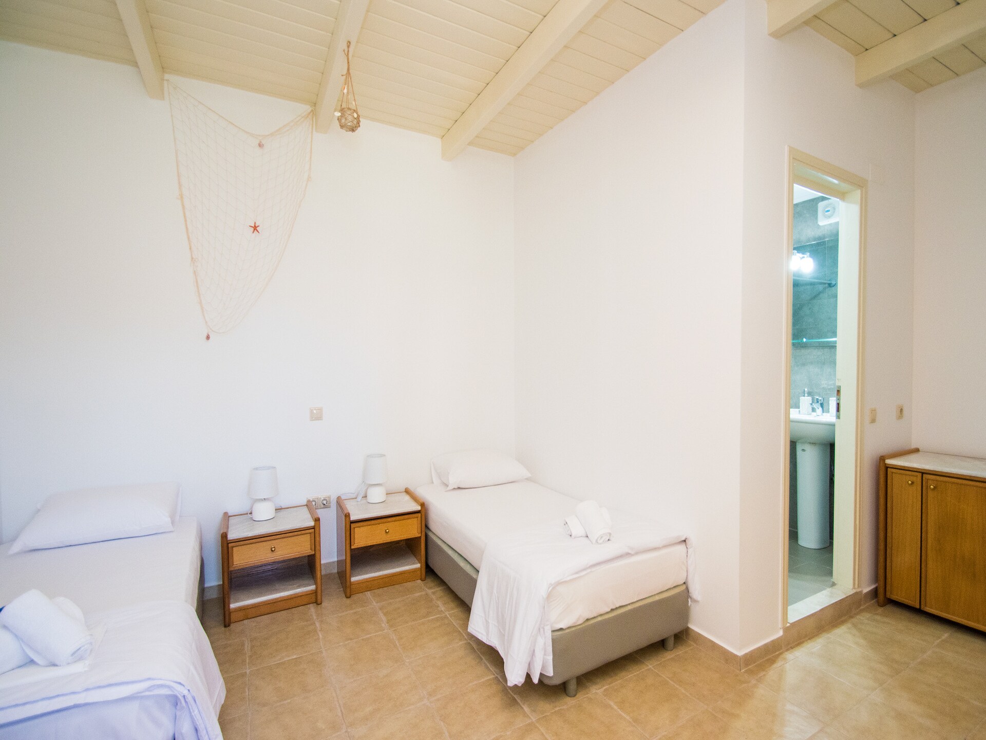 Villa Almirikia: 20 meter van zee met privézwembad voor 8 personen - foto 12