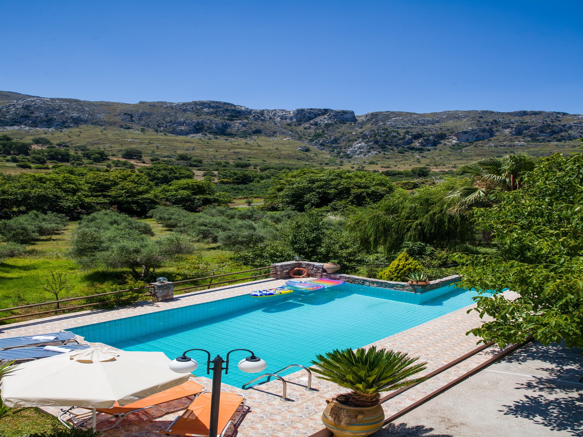Eleana: Ruime familievilla met privézwembad in het groene Rethymno - foto 29