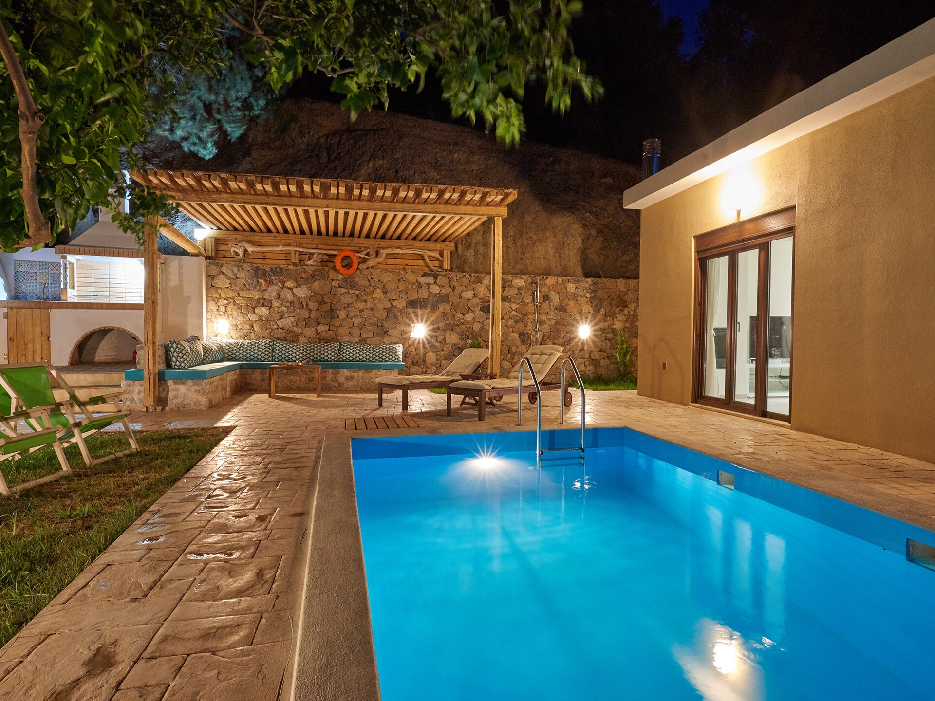 Zonnige villa met privézwembad bij Korakas-strand, Rodakino - foto 18