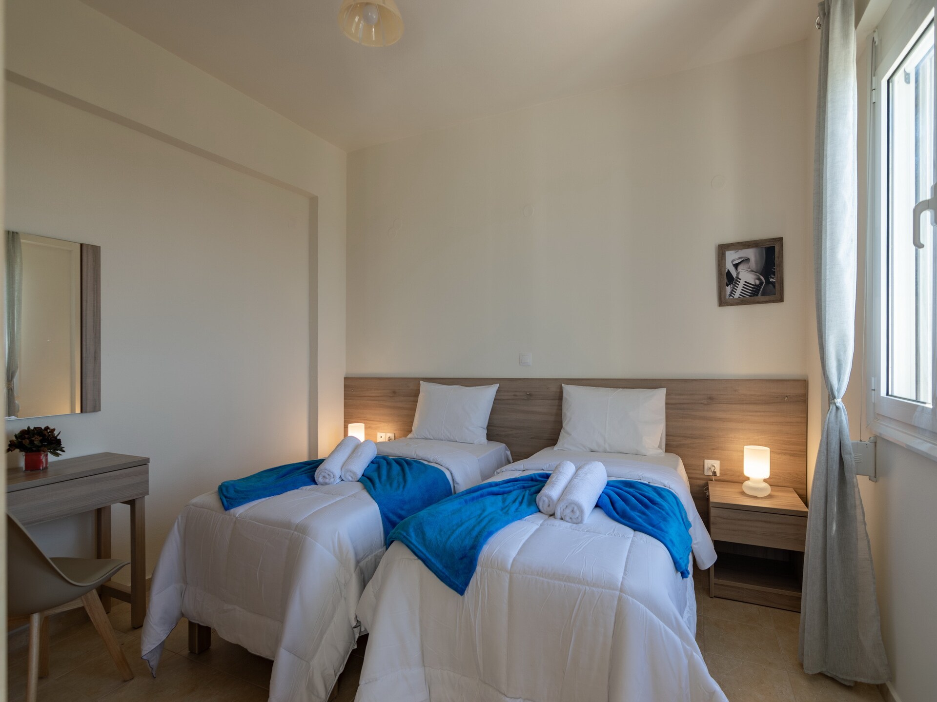 Moderne villa met privézwembad en uitzicht op zee bij Agia Triada - foto 15