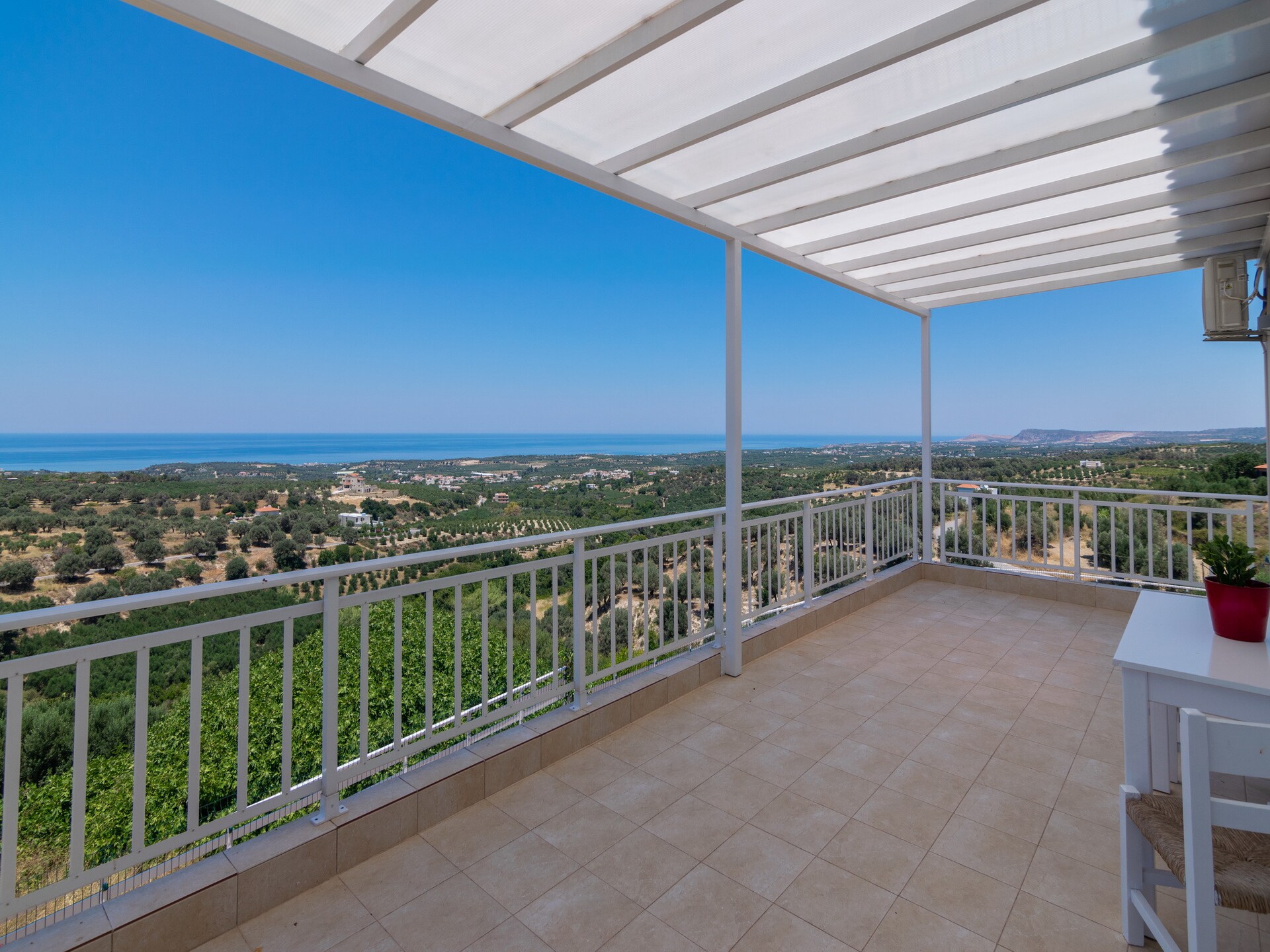 Moderne villa met privézwembad en uitzicht op zee bij Agia Triada - foto 19
