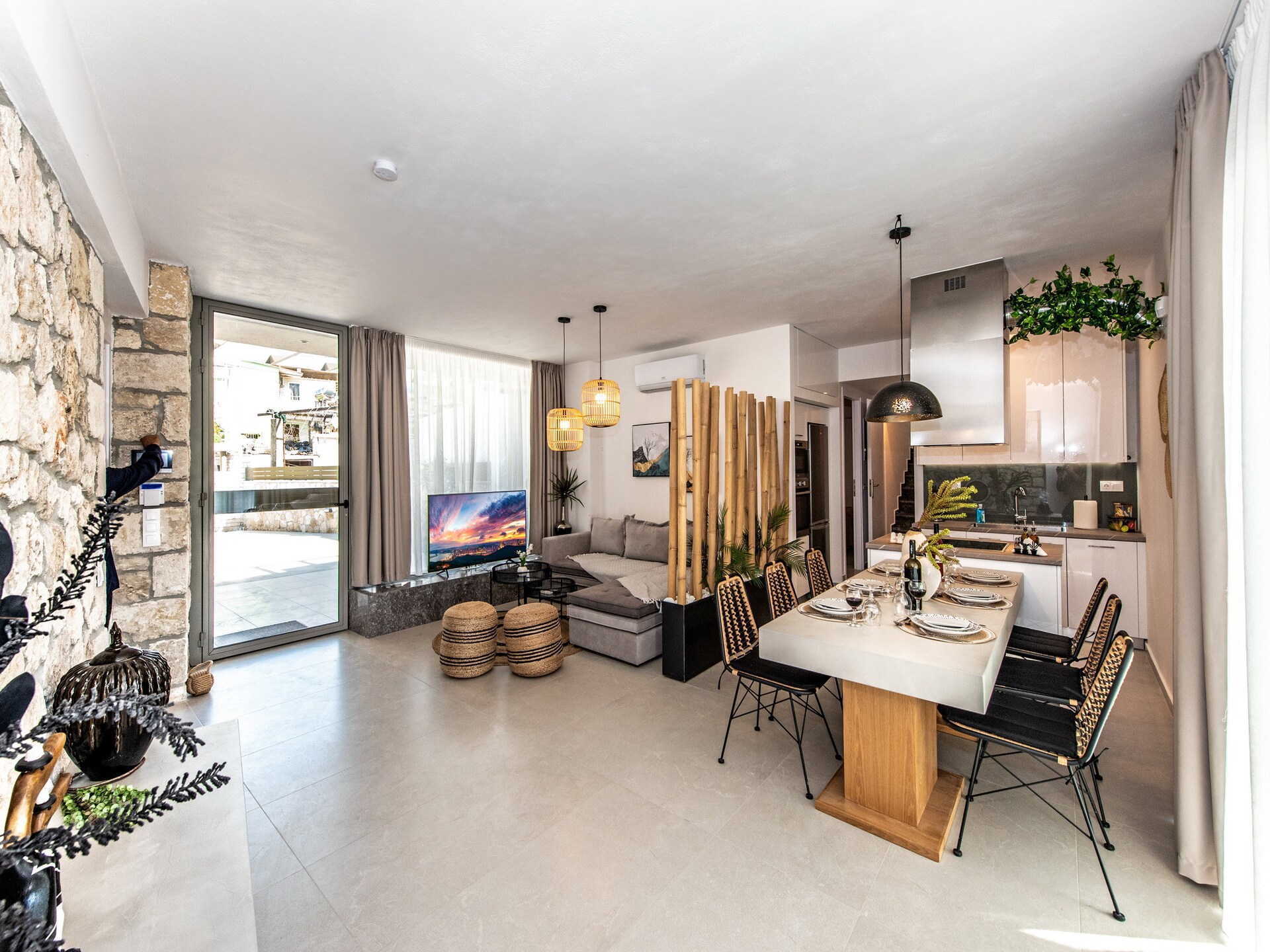 Moderne villa met privézwembad en uitzicht op zee en bergen in Gerani - foto 15