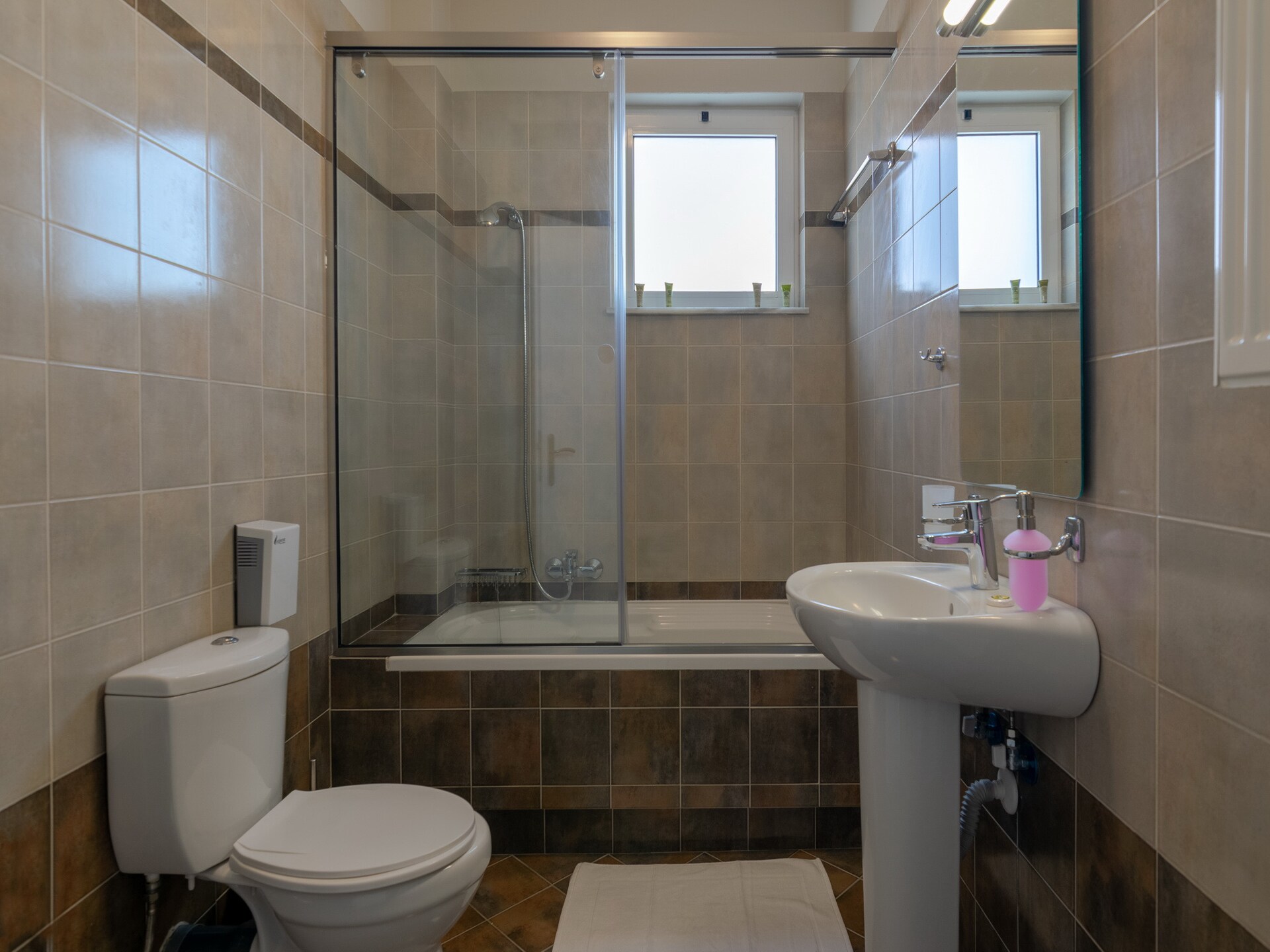 Foothills Blue: Ruime villa met privézwembad en zeezicht bij Sfakaki - foto 25