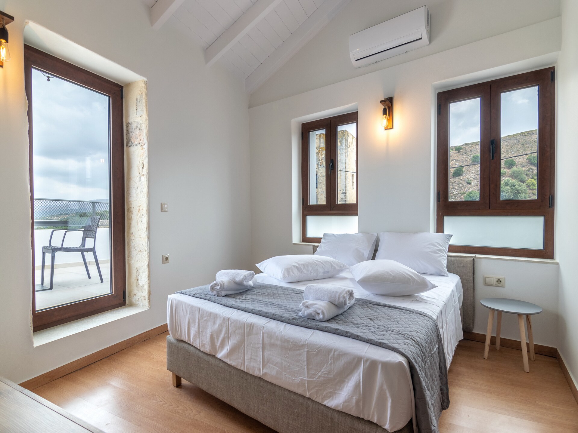 Ruime villa met privézwembad en bergzicht nabij Rethymnon - foto 23
