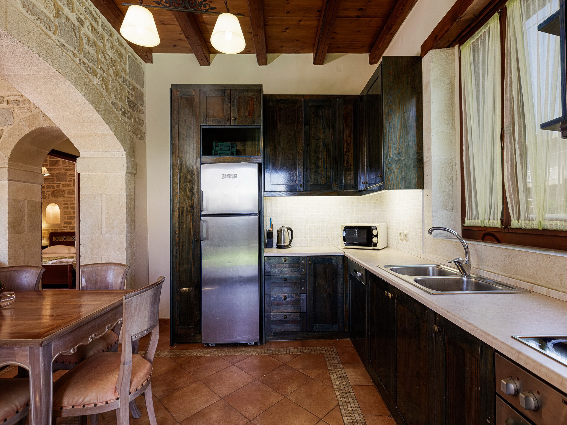 Villa Kali – Luxe villa met privézwembad op 350m van het strand - foto 13