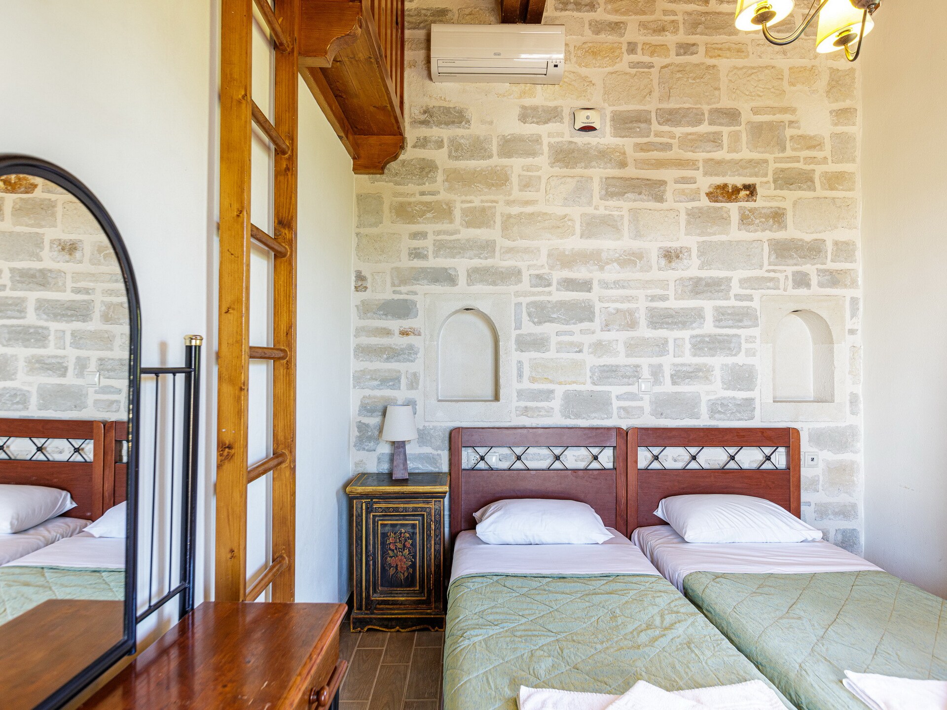 Zonovergoten villa Mera met privézwembad, 350m van het zandstrand - foto 16