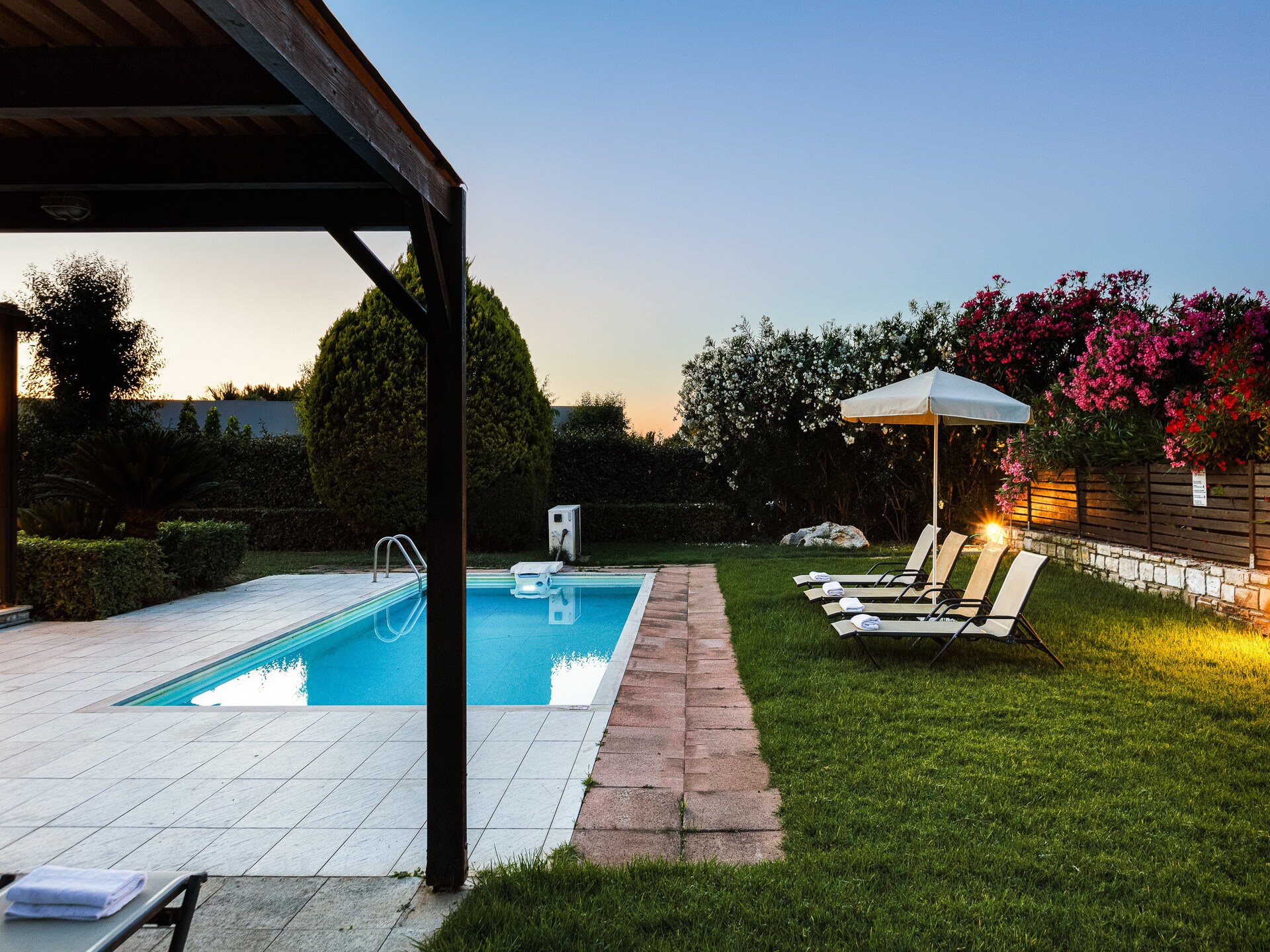 Zonovergoten villa Mera met privézwembad, 350m van het zandstrand - foto 10