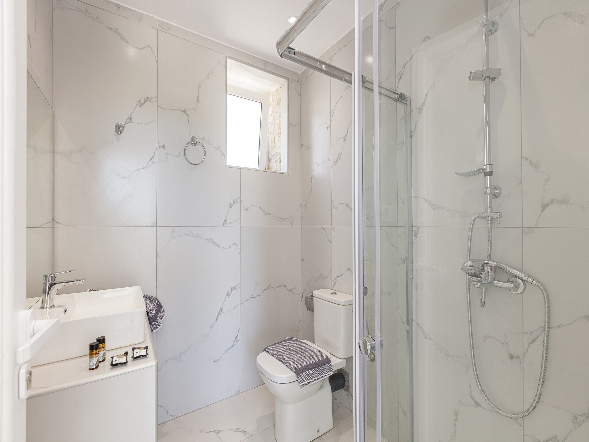 4-persoons villa aan het strand in Damnoni - foto 19
