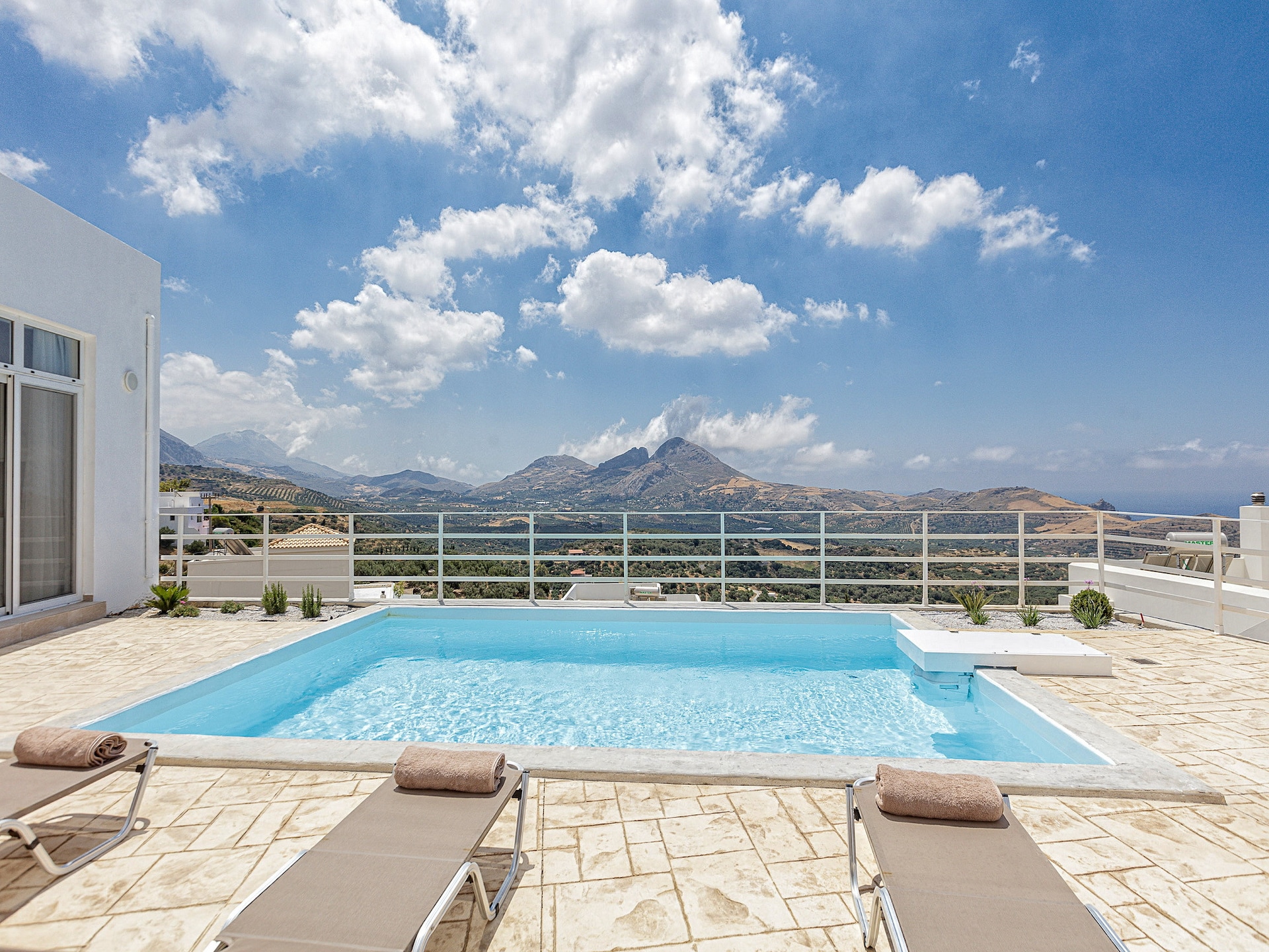 4-persoons villa met privézwembad in Mariou - foto 7