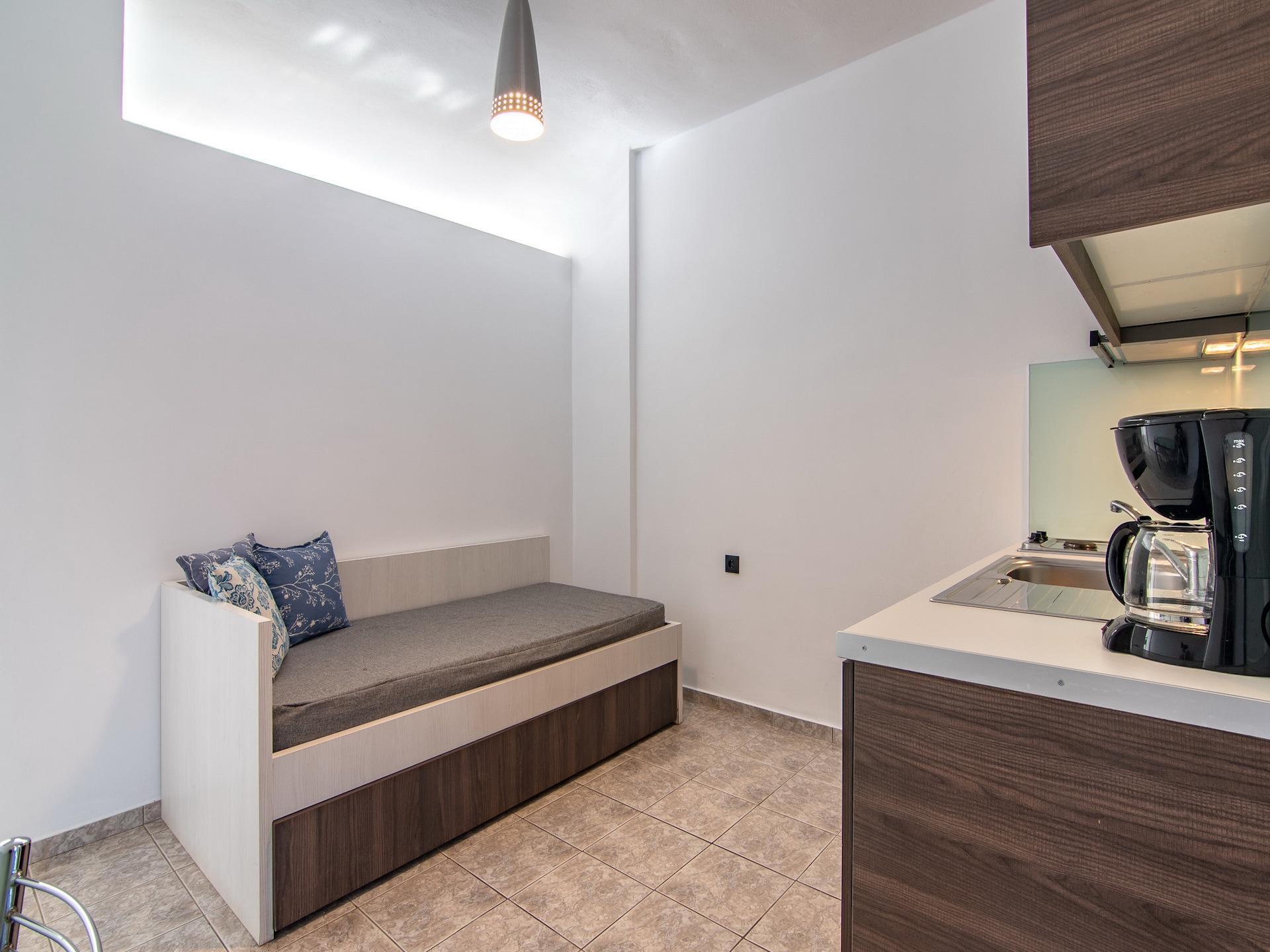 Aan het strand: Modern appartement Mythos apt 4 in Damnoni - foto 2