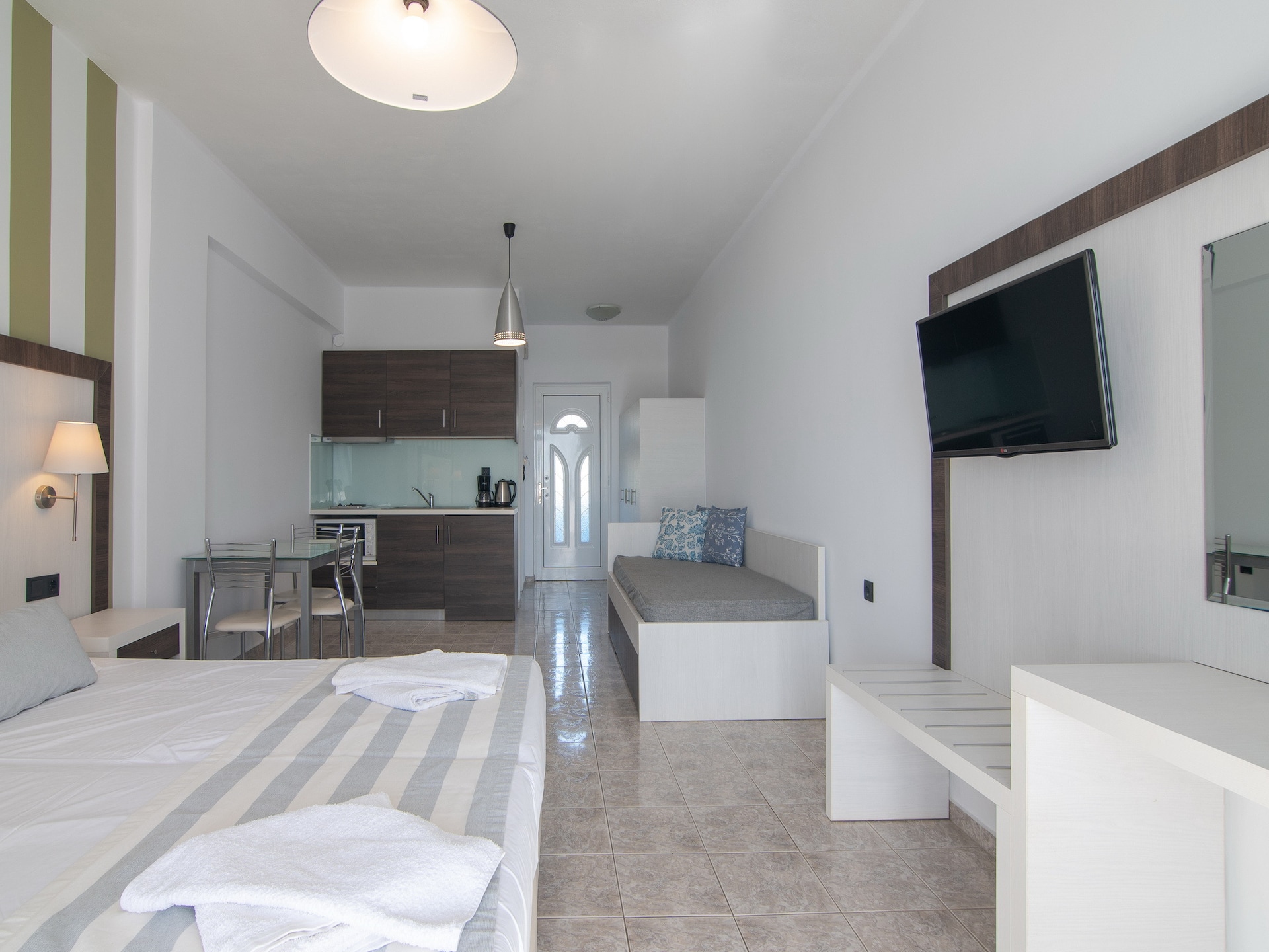 Aan het strand: Moderne studio Mythos 2 in Damnoni - foto 8