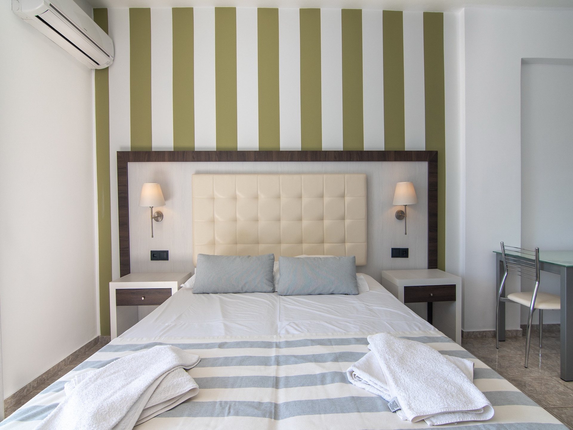 Aan het strand: Moderne studio Mythos 2 in Damnoni - foto 7