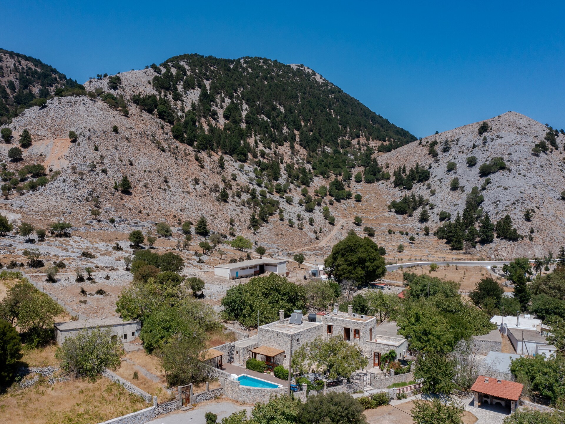 Ruime villa met privézwembad en bergzicht bij Chania - foto 31