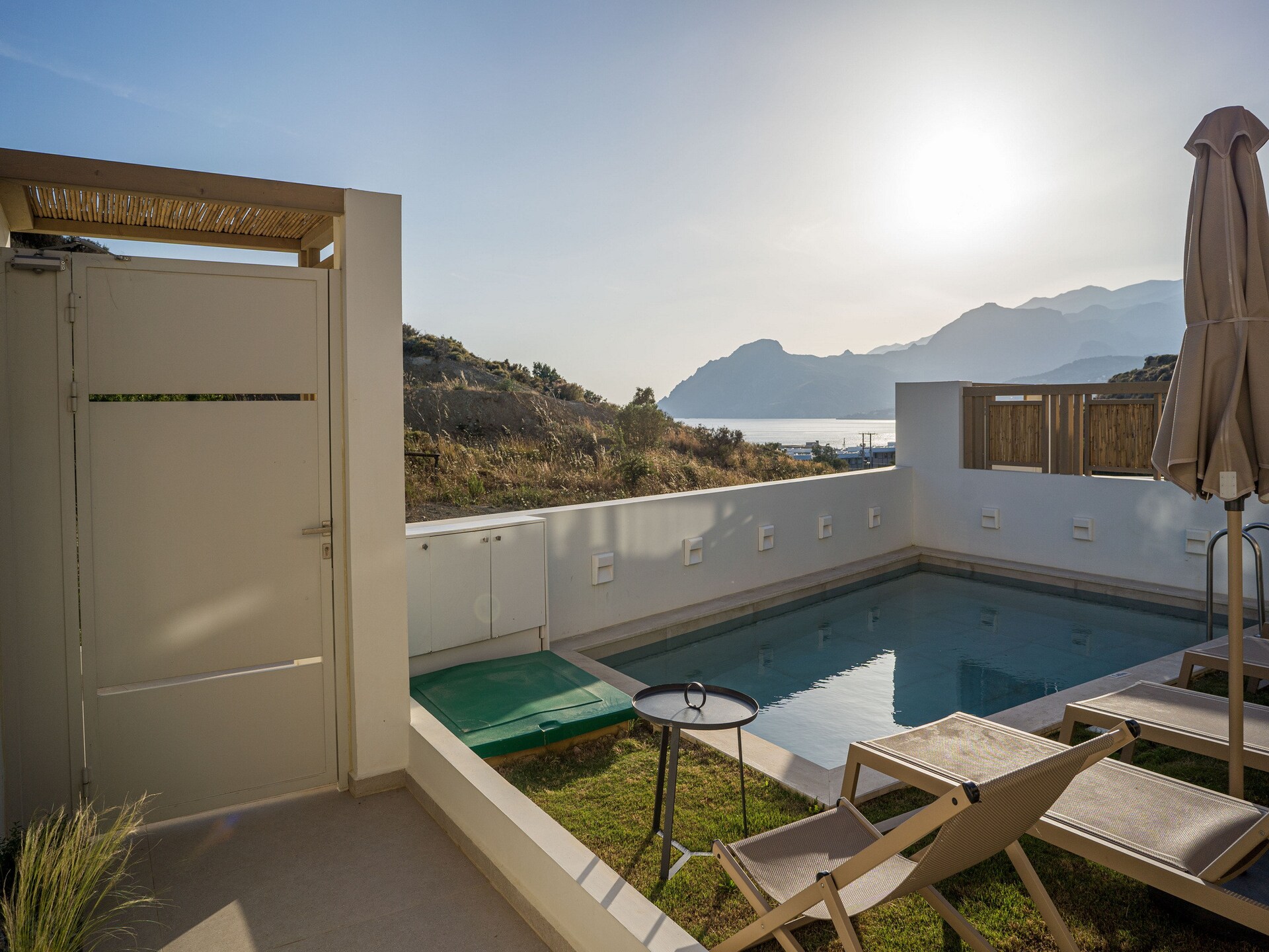 Moderne villa met privézwembad op 250 meter van het strand van Plakias - foto 7