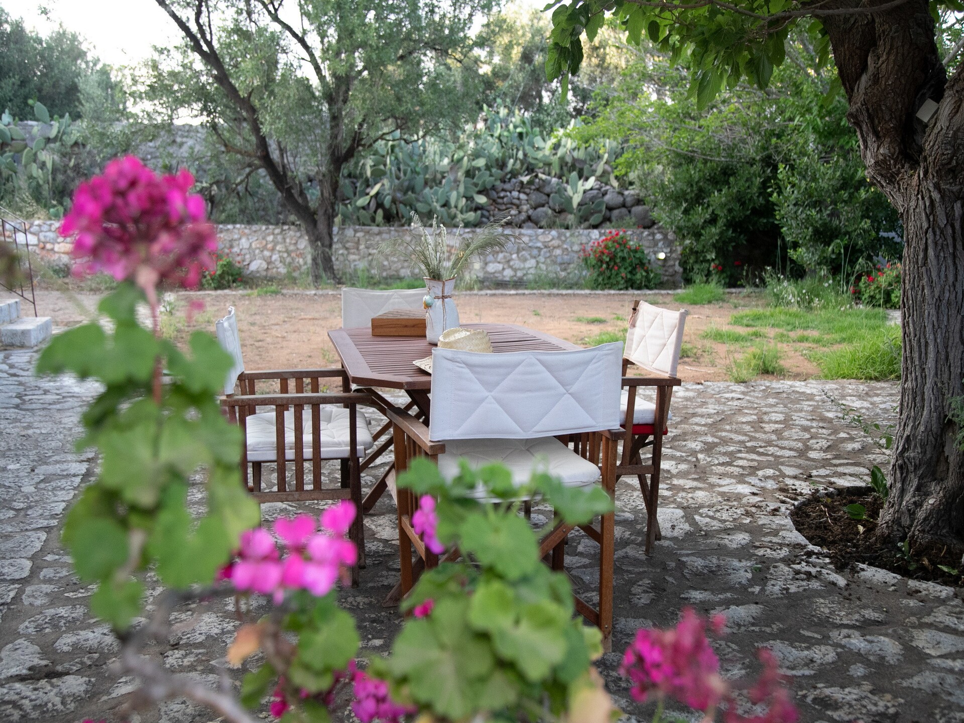 Anna's Garden: sfeervol vakantiehuis voor 10 personen bij Pyrgos Dirou - foto 26