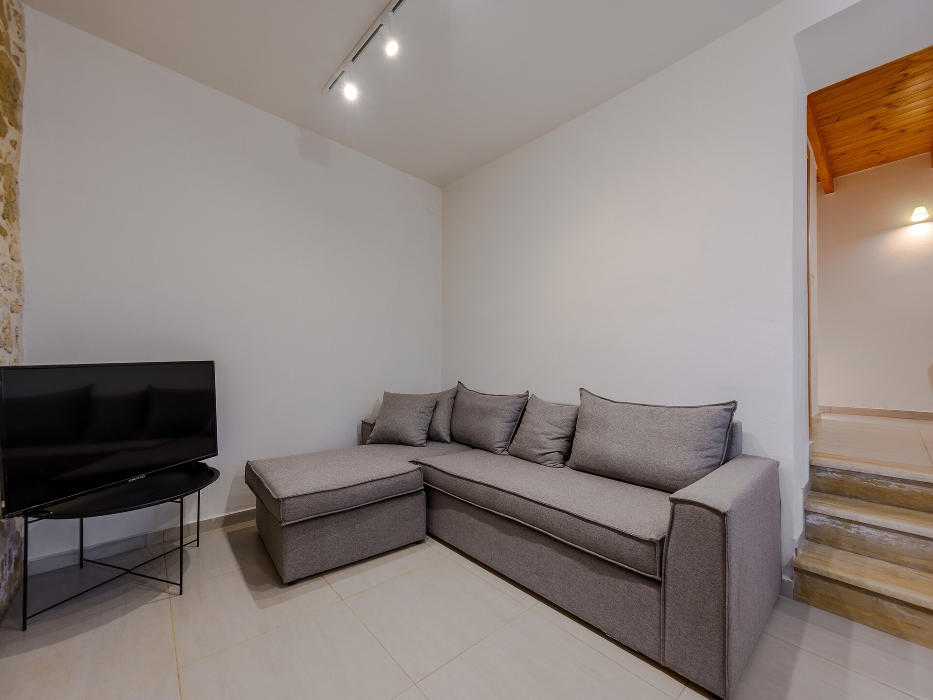 Lichtrijke villa met privézwembad en bergzicht bij Rethymnon - foto 10