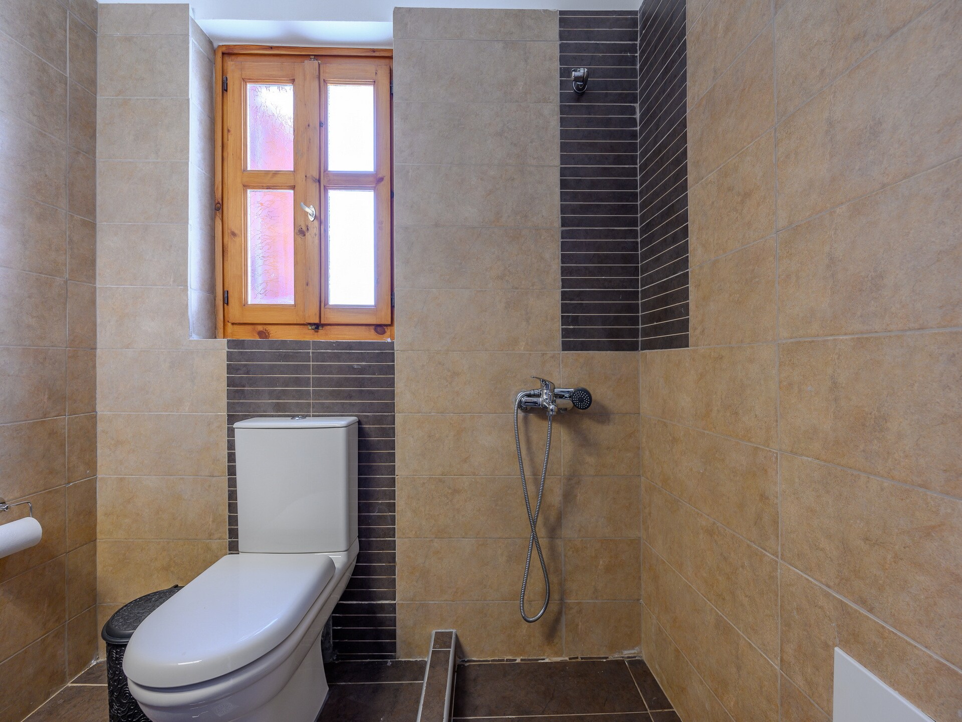 Lichtrijke villa met privézwembad en bergzicht bij Rethymnon - foto 21