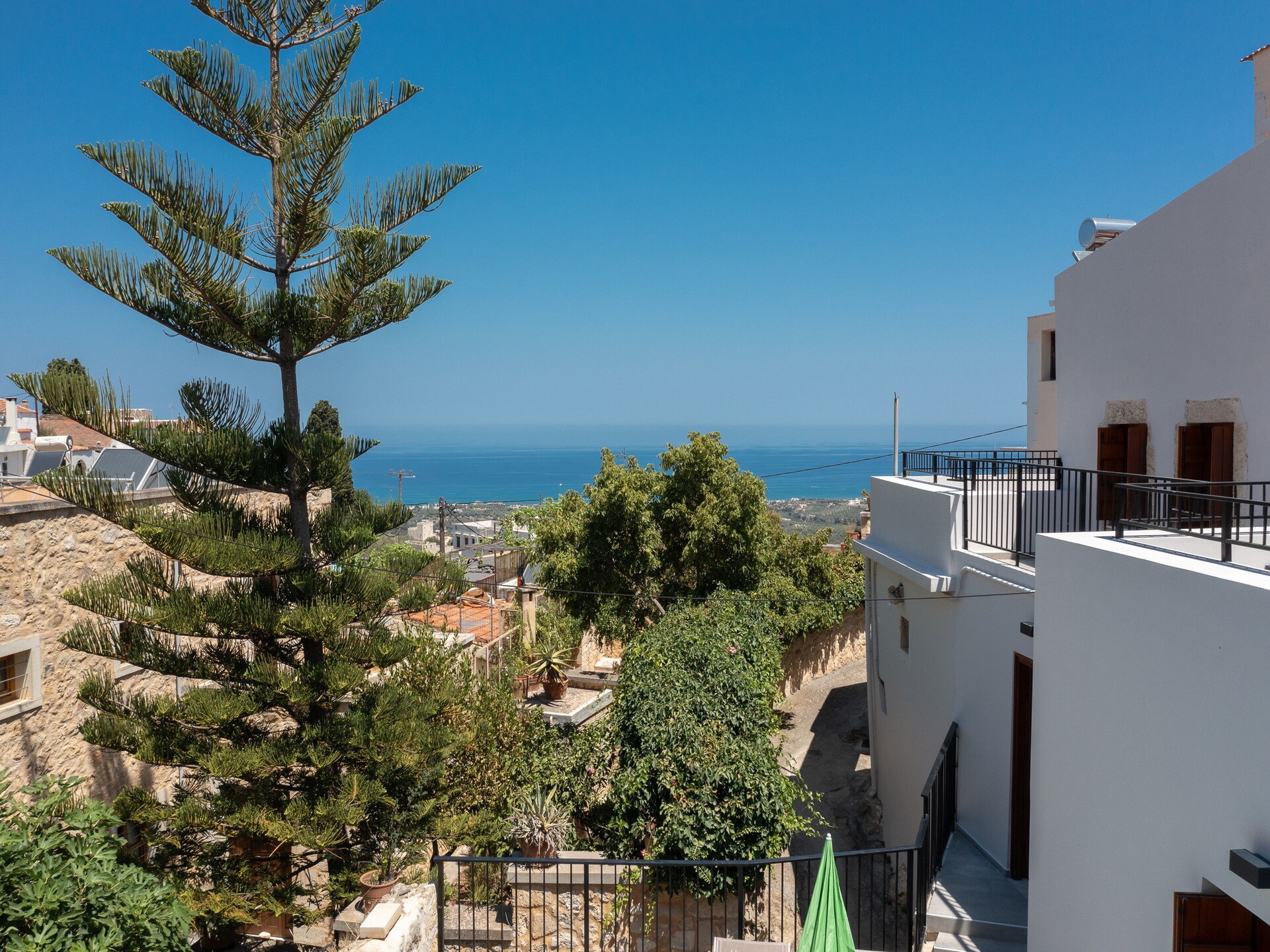 Lichtrijke villa met privézwembad en bergzicht bij Rethymnon - foto 26