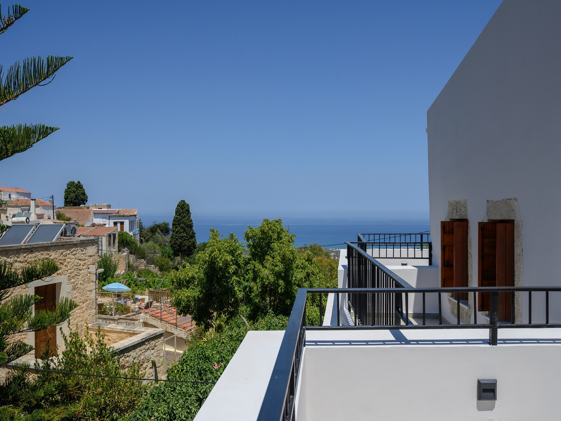 Lichtrijke villa met privézwembad en bergzicht bij Rethymnon - foto 28