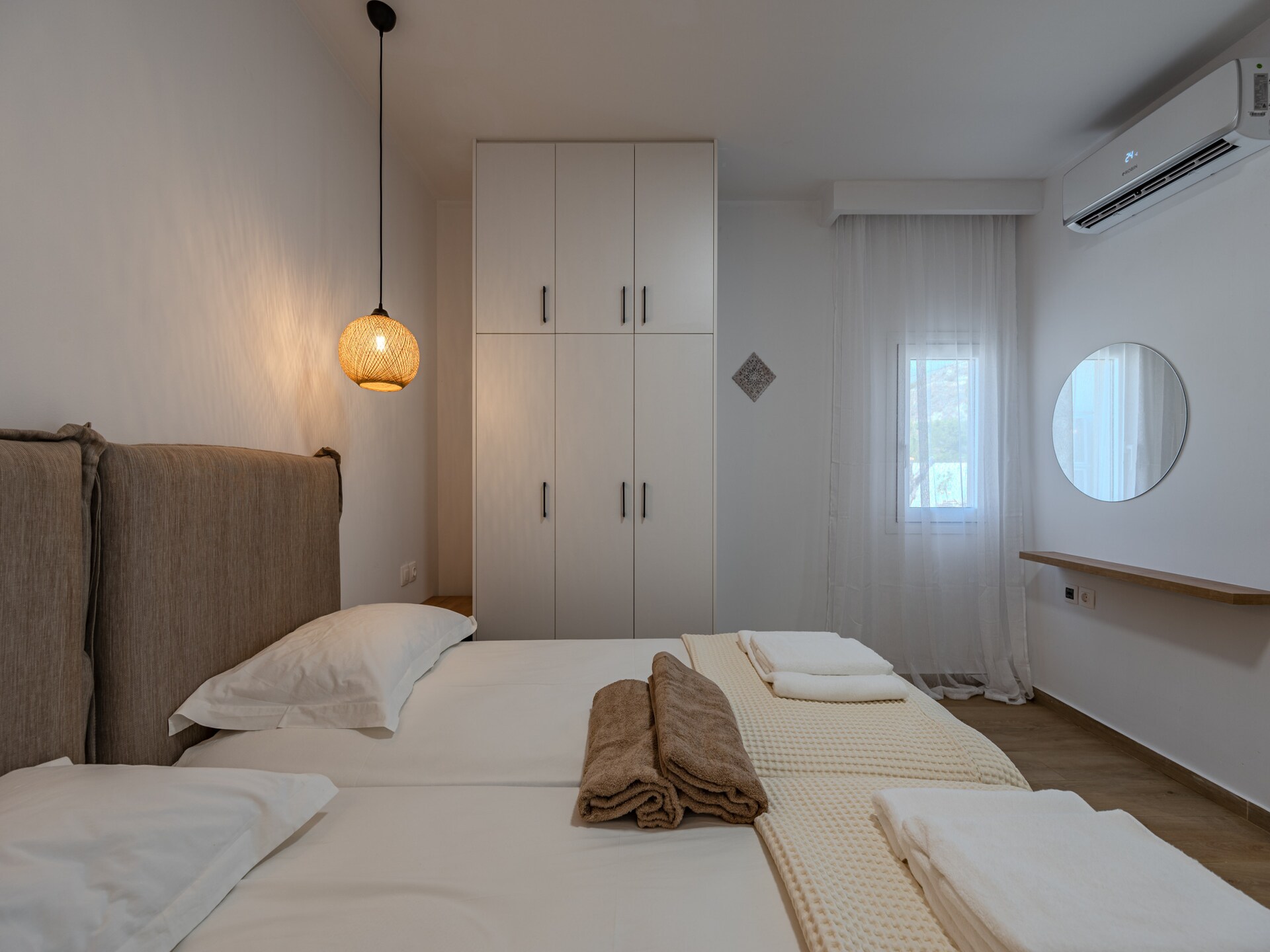 Aan het strand: Luxe villa met privézwembad in Damnoni - foto 12