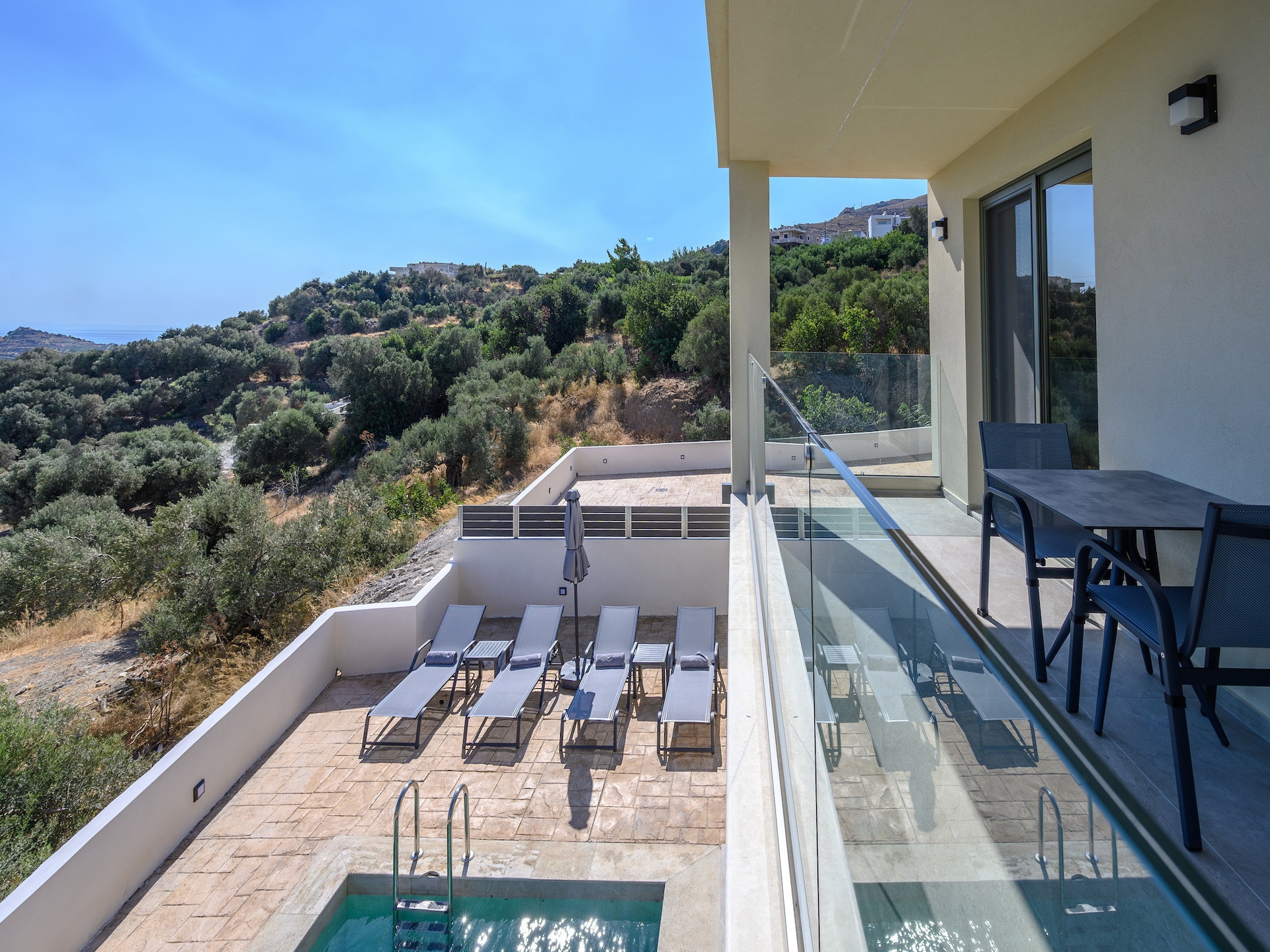 Privézwembad en rust in Villa Katerina 2 in Mariou - foto 25