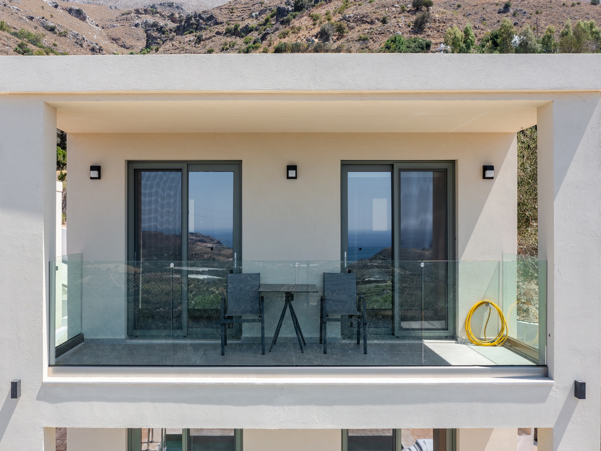 Privézwembad en rust in Villa Katerina 2 in Mariou - foto 1