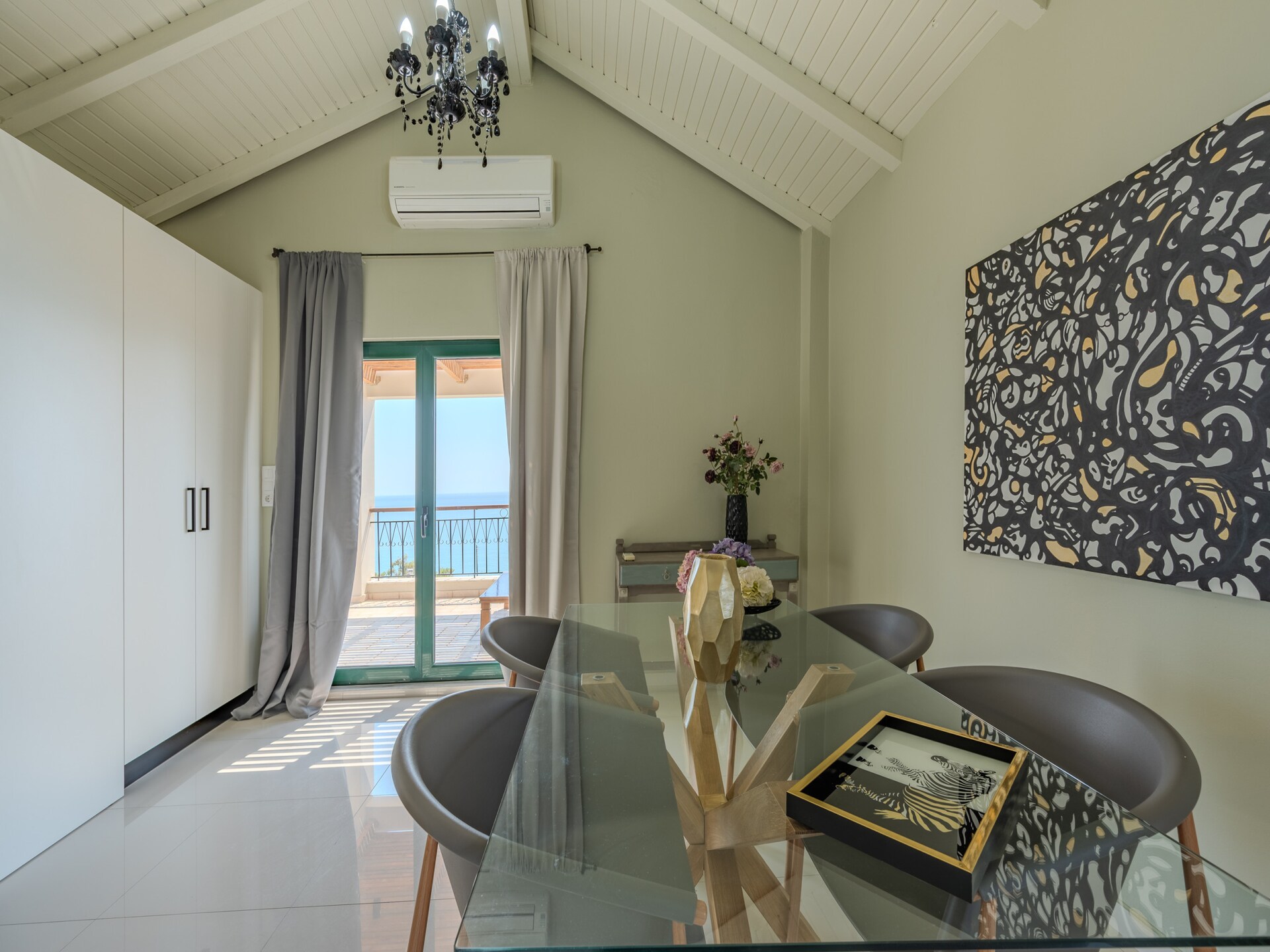 Gallery Apartment: Uitzicht op zee en bergen bij Keratokambos - foto 17