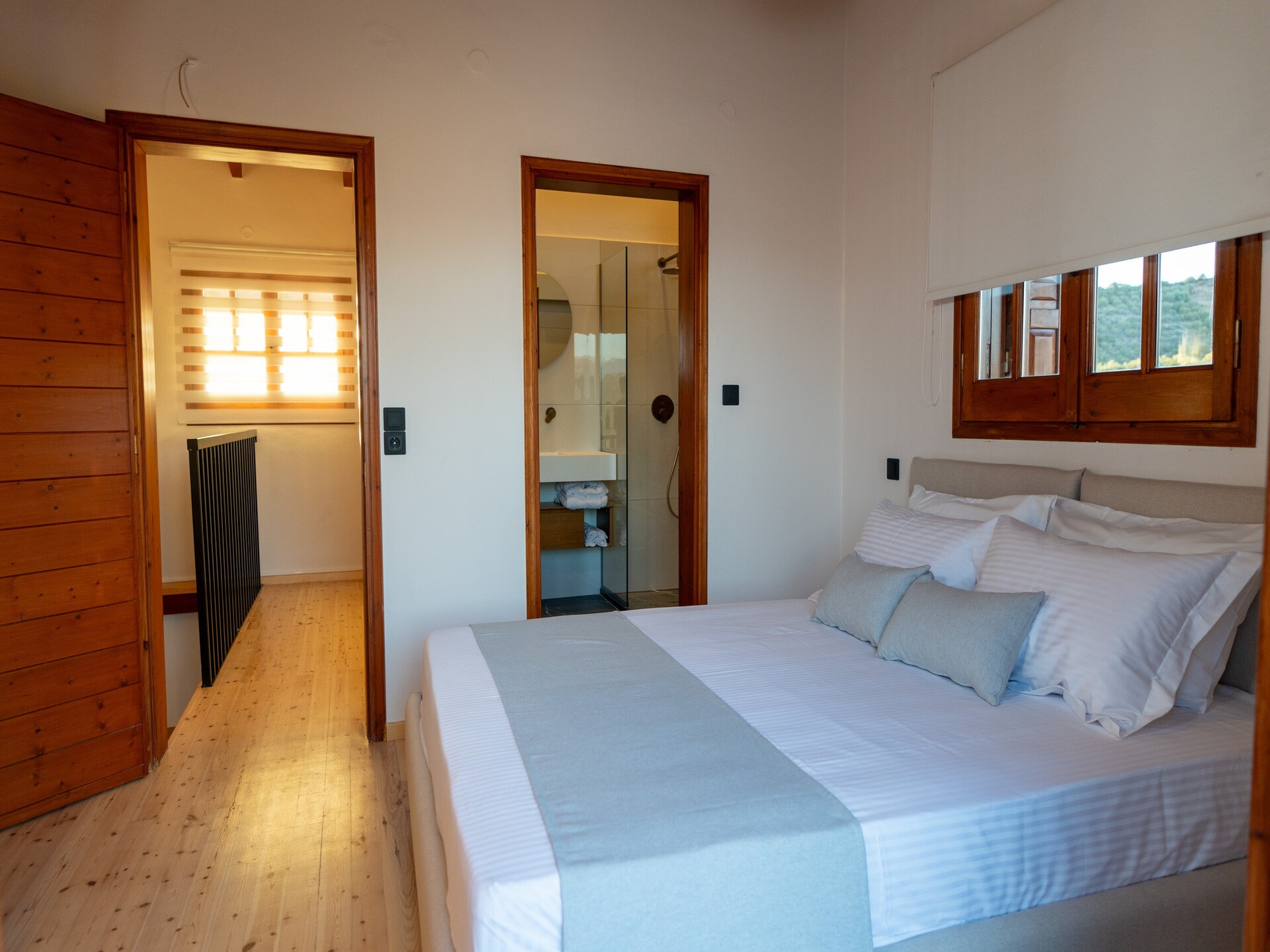 Villa Ami Manoir: Zeezicht & Privézwembad bij Panormo - foto 4