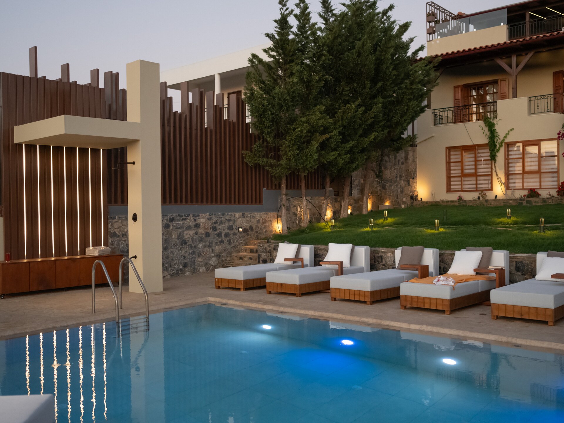 Villa Ami Manoir: Zeezicht & Privézwembad bij Panormo - foto 8