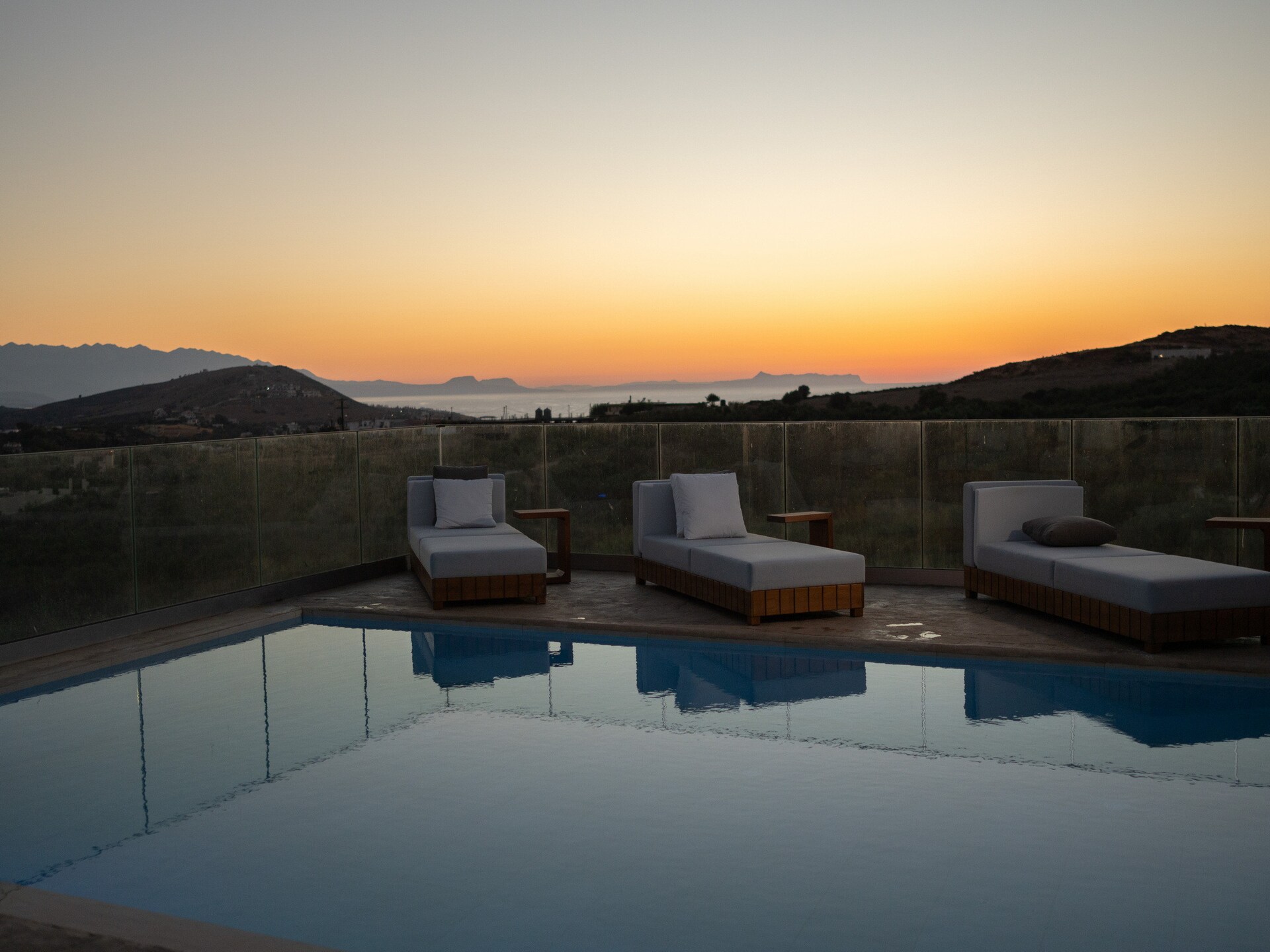 Villa Ami Manoir: Zeezicht & Privézwembad bij Panormo - foto 9