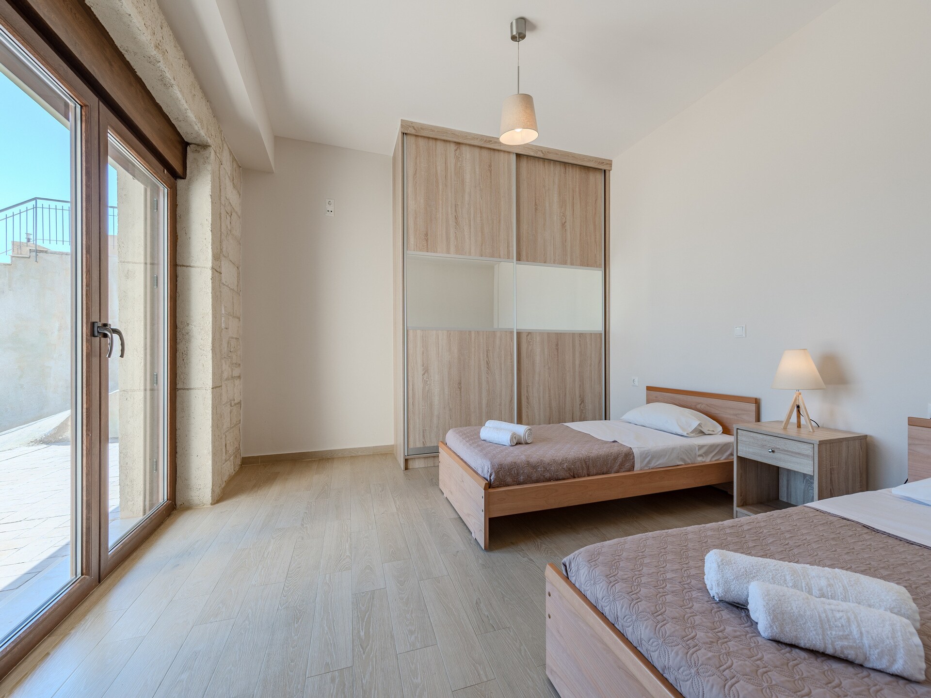 Lichtrijke villa op 50 meter van het strand in Keratokambos - foto 13