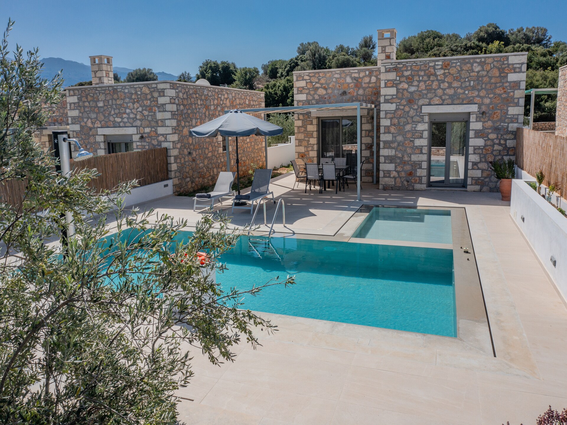 Steenrijke charme in Melidoni: villa met privébad en bergzicht - foto 26