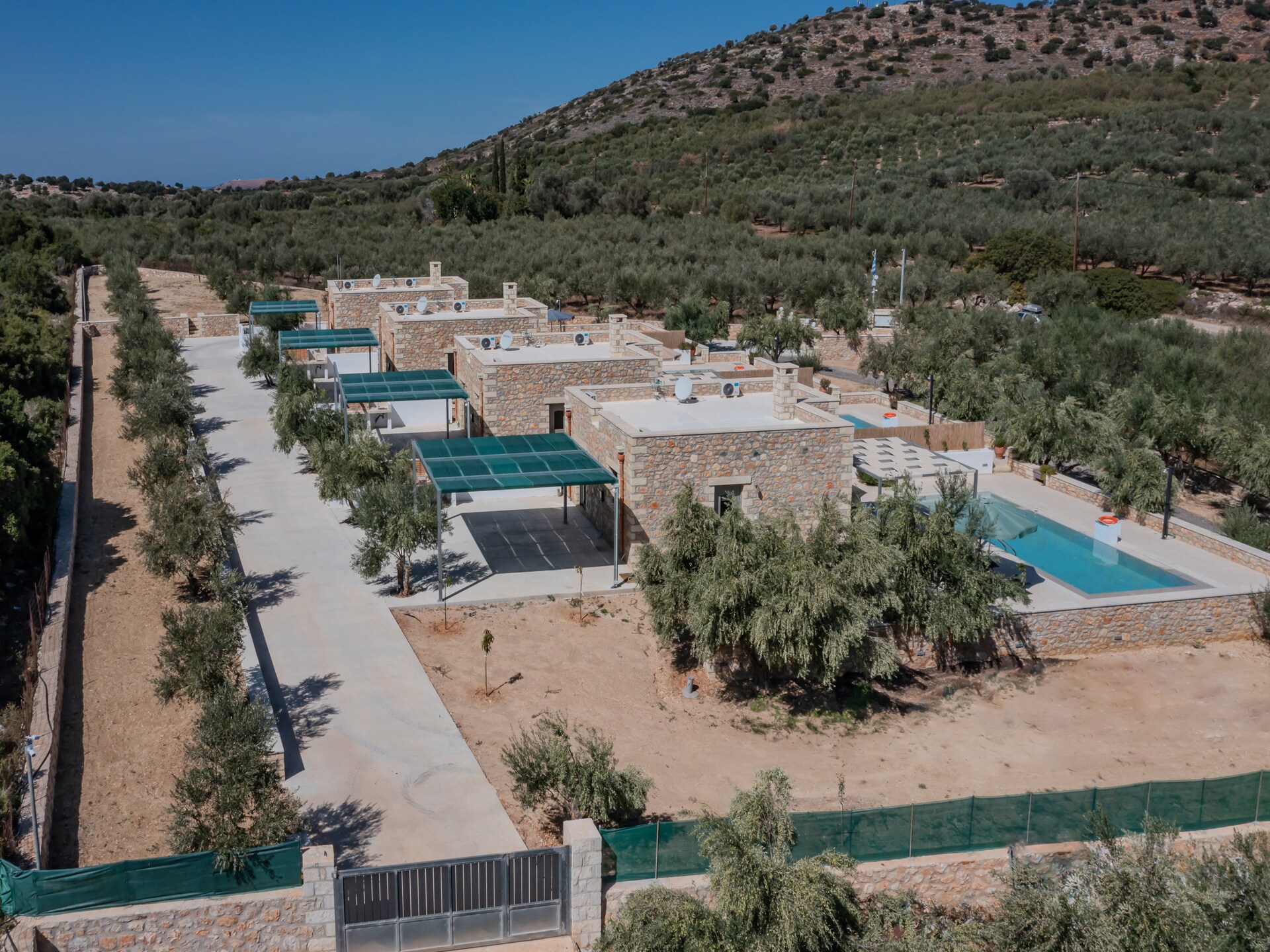 Steenrijke charme in Melidoni: villa met privébad en bergzicht - foto 32