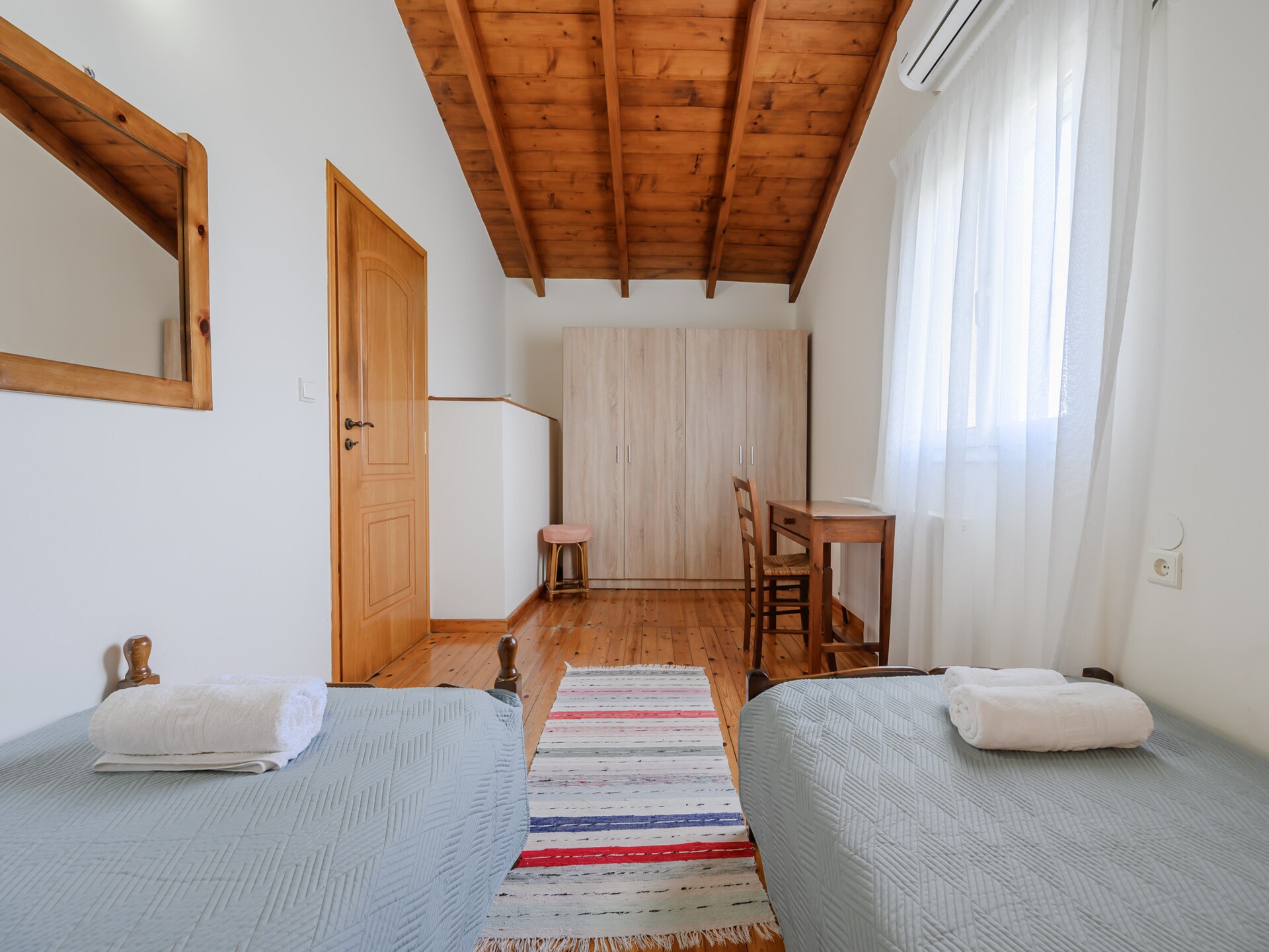 Galini Villa: Ruim vakantiehuis voor 10 aan de golfbaan van Episkopi - foto 22