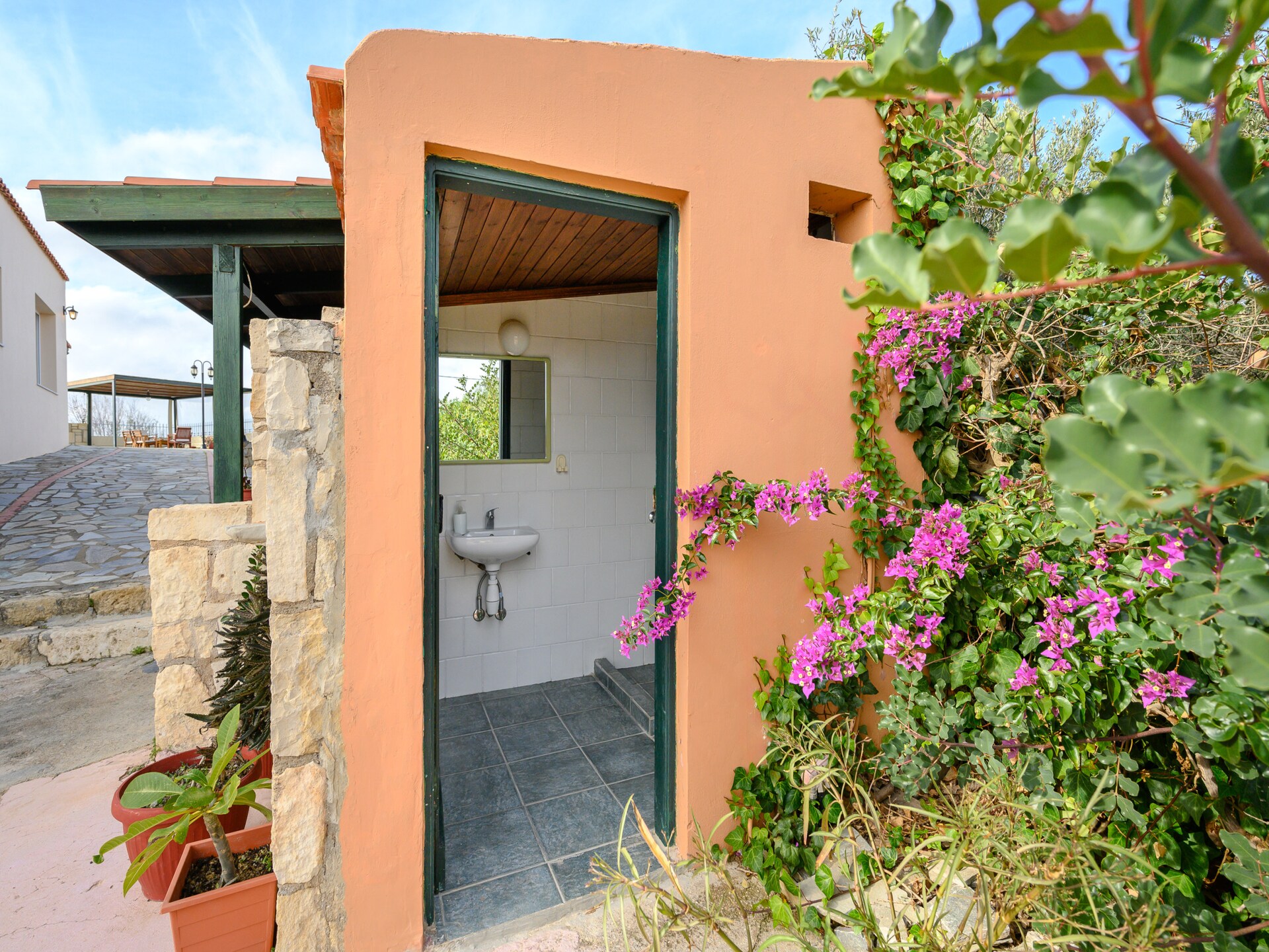 Galini Villa: Ruim vakantiehuis voor 10 aan de golfbaan van Episkopi - foto 29
