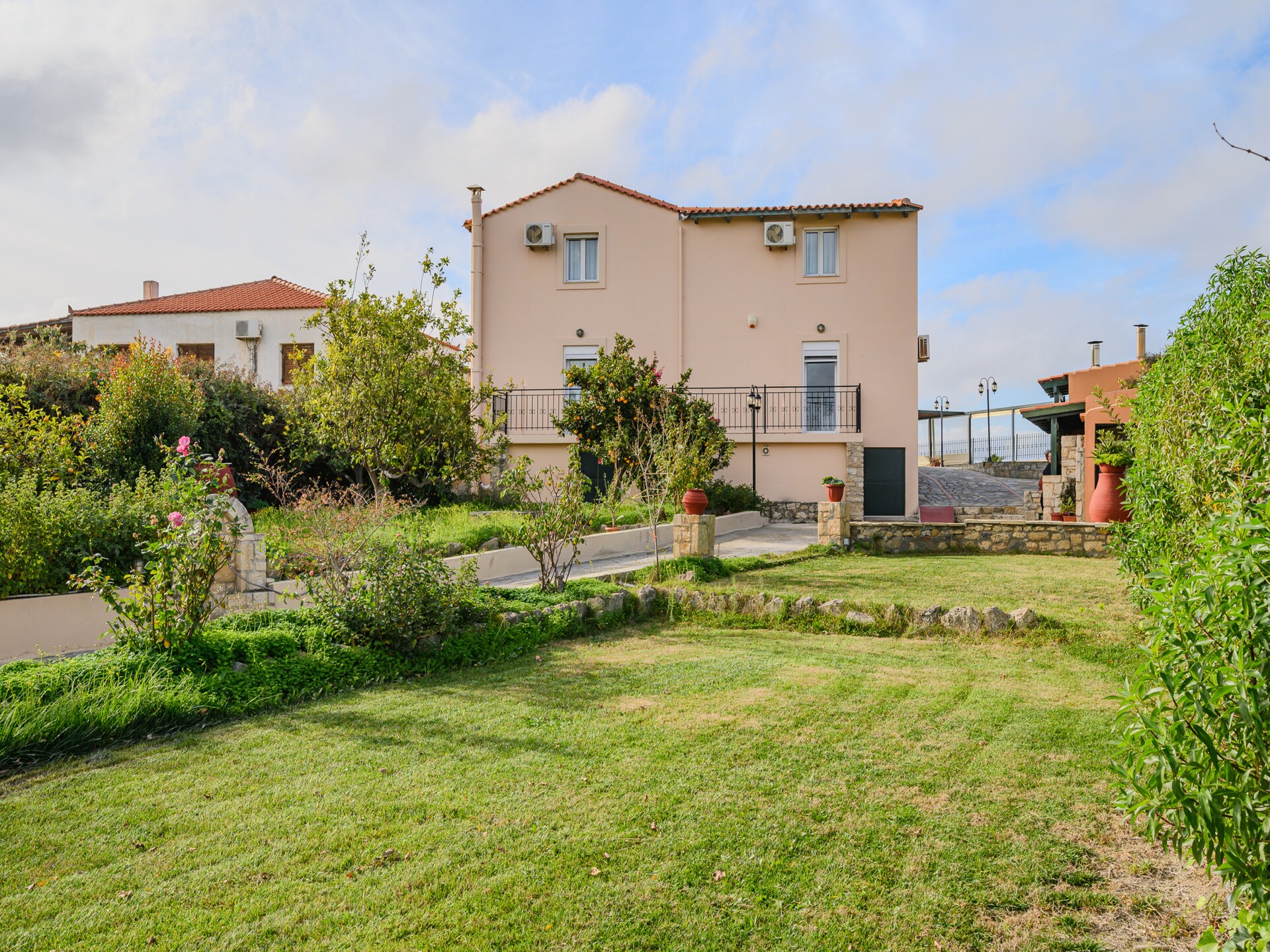 Galini Villa: Ruim vakantiehuis voor 10 aan de golfbaan van Episkopi - foto 37