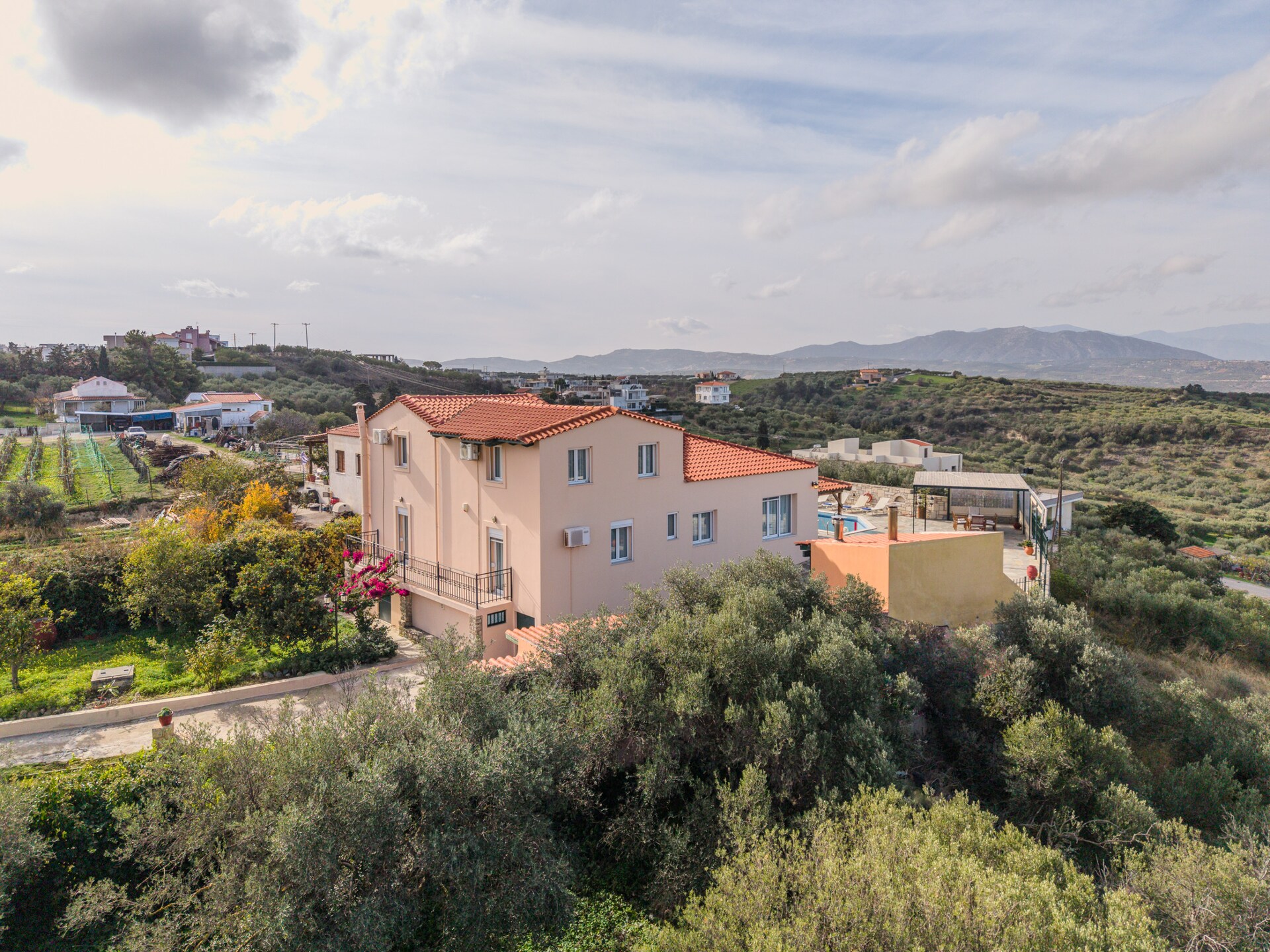 Galini Villa: Ruim vakantiehuis voor 10 aan de golfbaan van Episkopi - foto 39