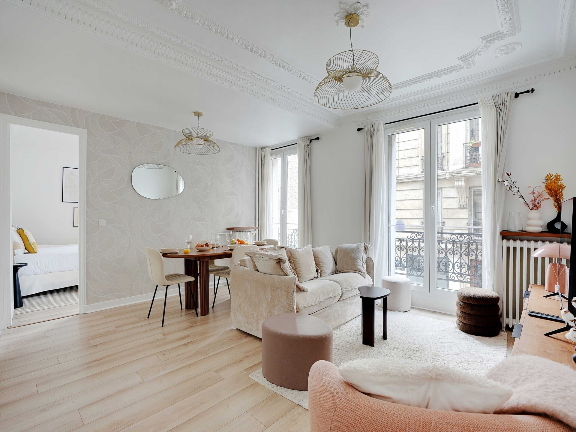 Licht appartement met 2 slaapkamers in het 14e arrondissement, vlakbij metro - foto 6