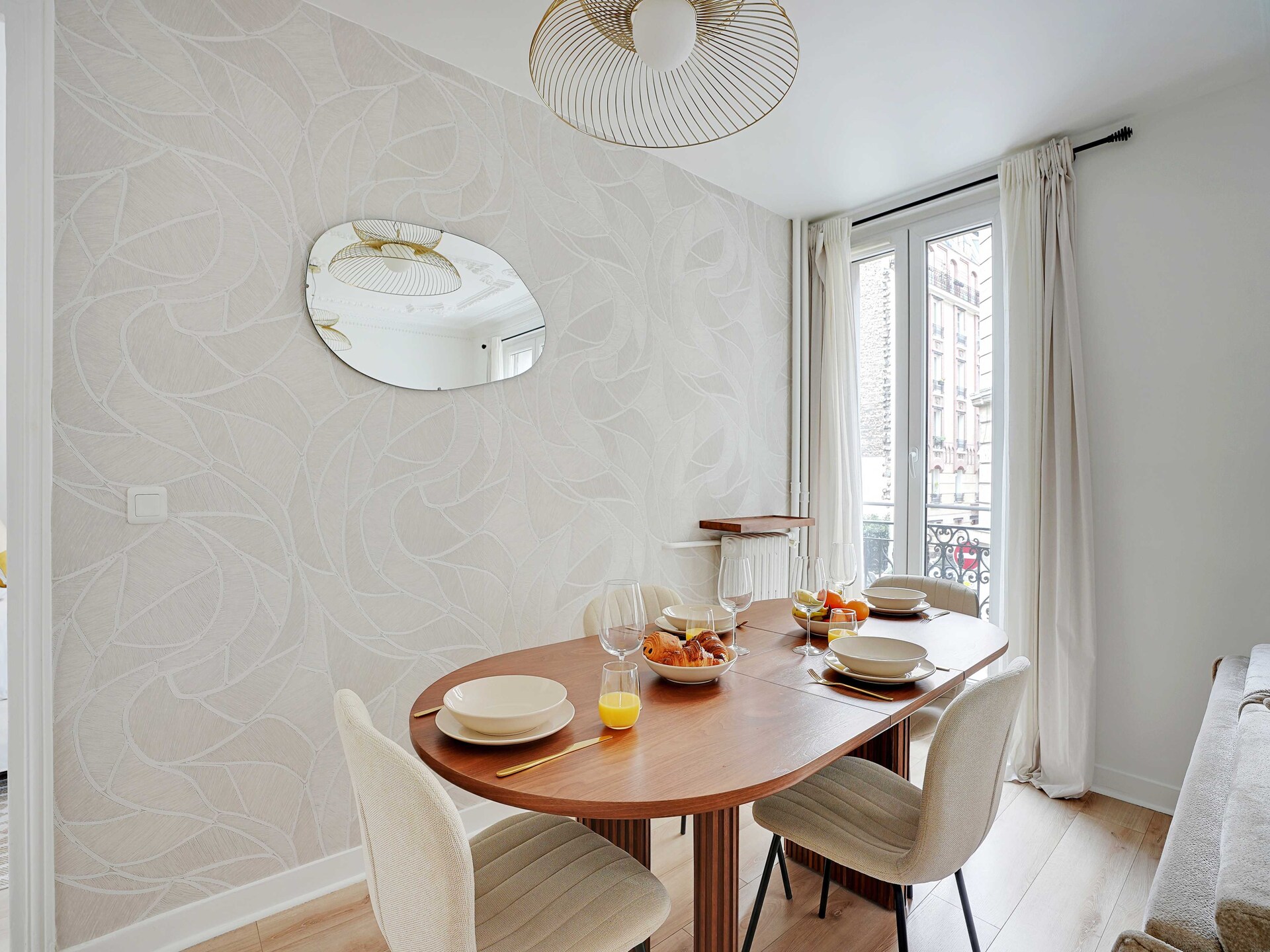Licht appartement met 2 slaapkamers in het 14e arrondissement, vlakbij metro - foto 7