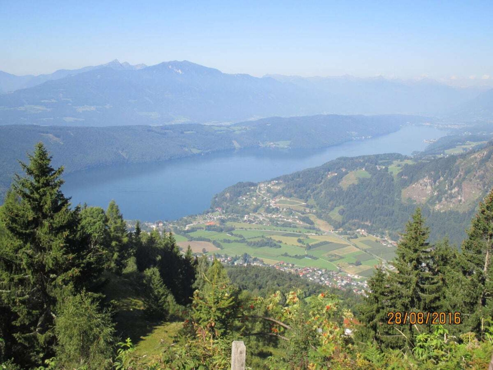 Ruim vakantiehuis aan de Millstättersee met loggia, vlakbij het centrum - foto 20