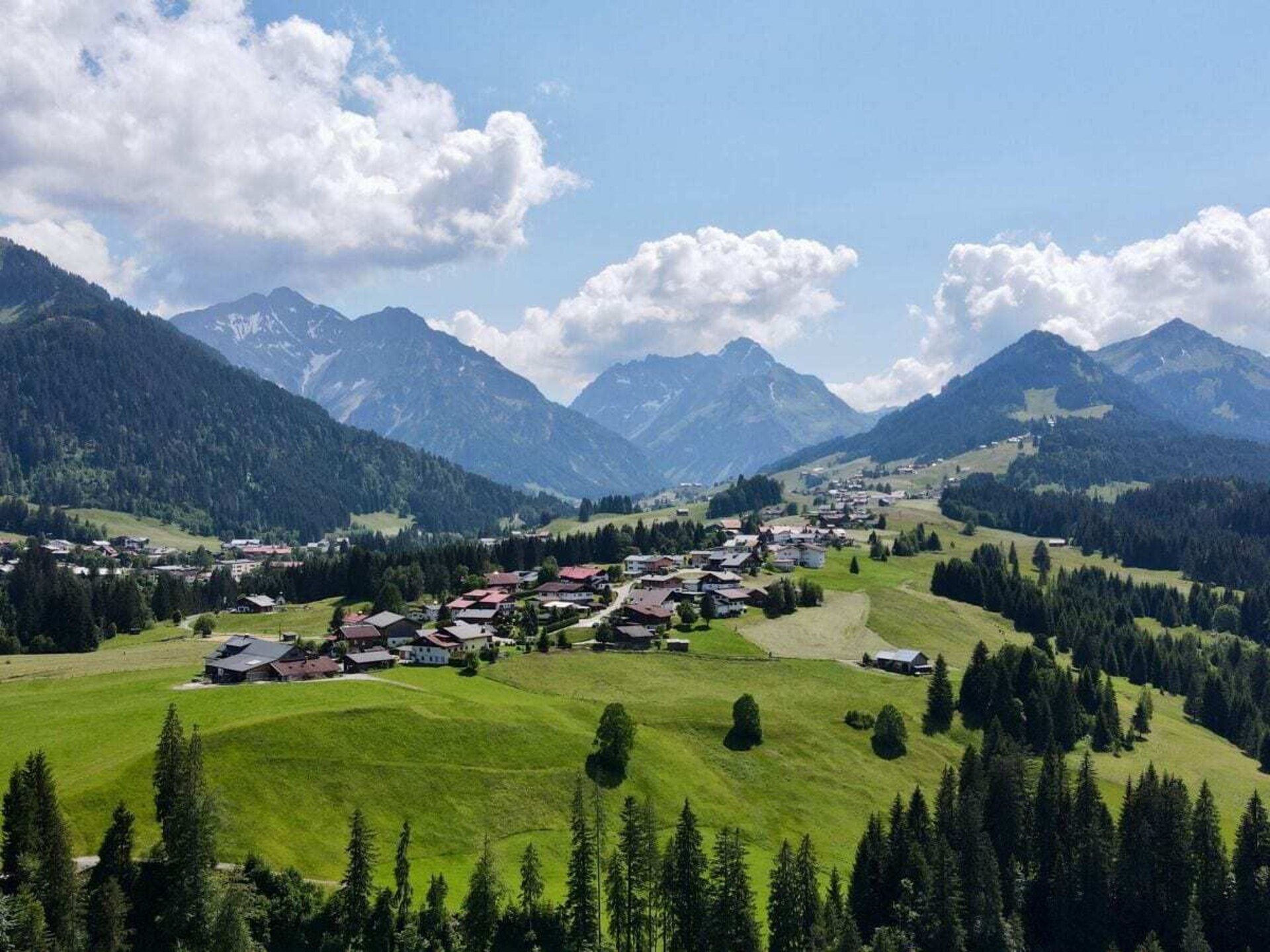 Zonnig appartement met panoramisch uitzicht in Riezlern - foto 2