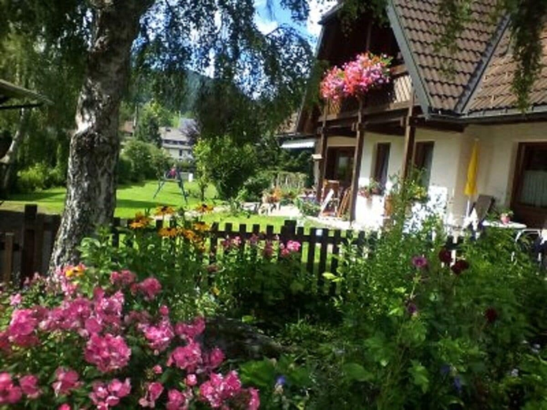 Gerenoveerd appartement in Hinterzarten met panoramisch uitzicht op de bergen - foto 4