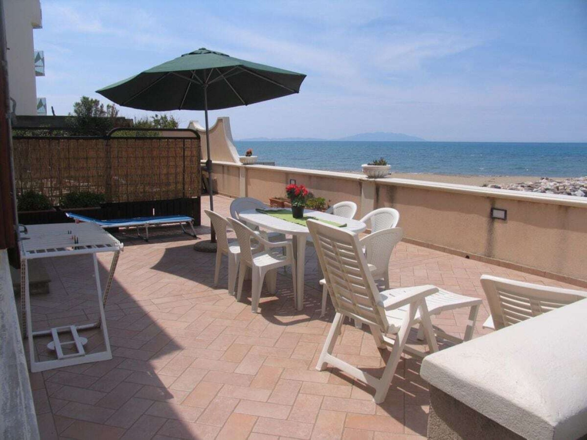 Appartement aan zee met privé-terras en directe strandtoegang in San Vincenzo - foto 4