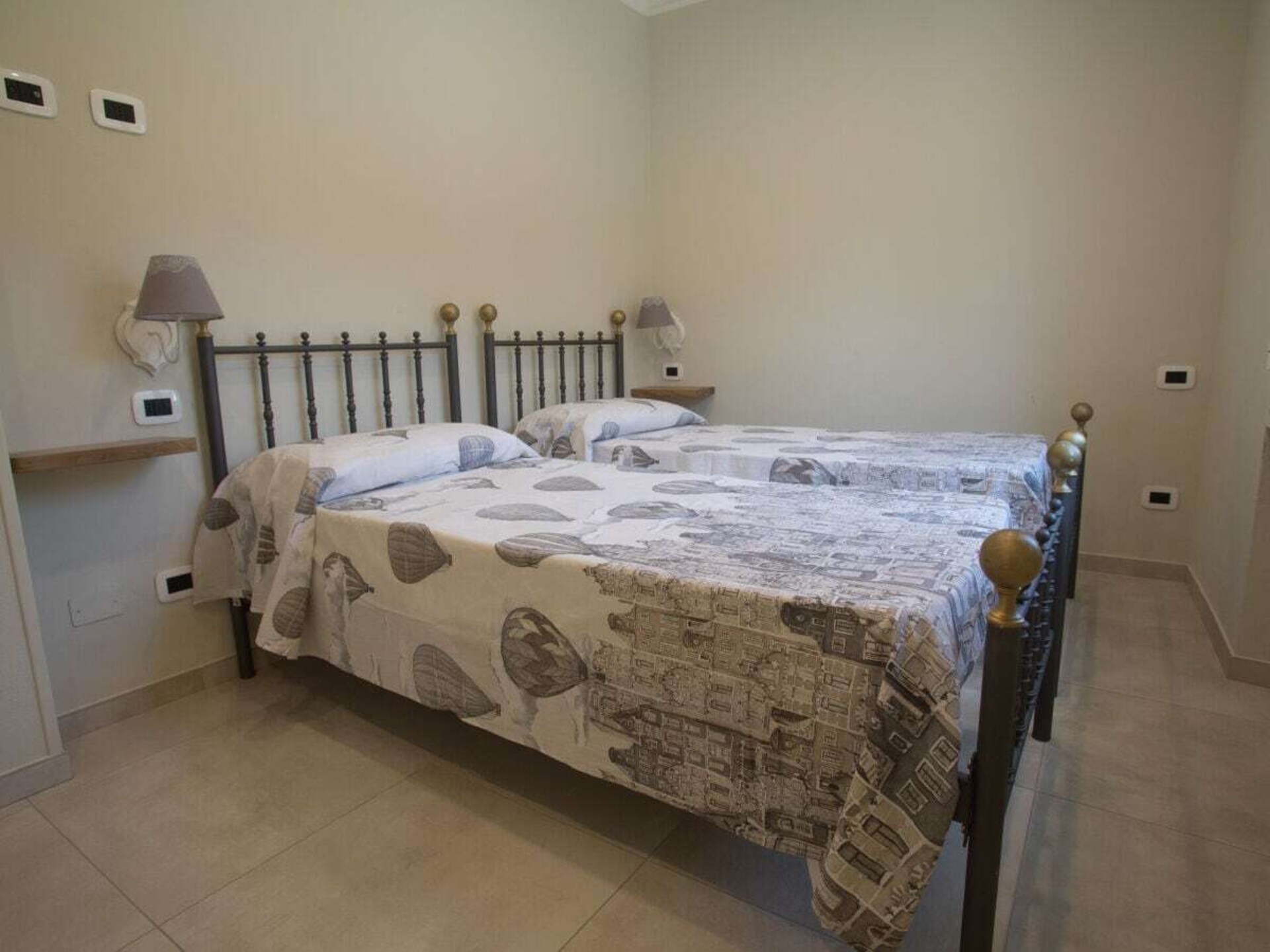 Modern vakantiehuis met panoramisch uitzicht in Diano San Pietro - foto 8