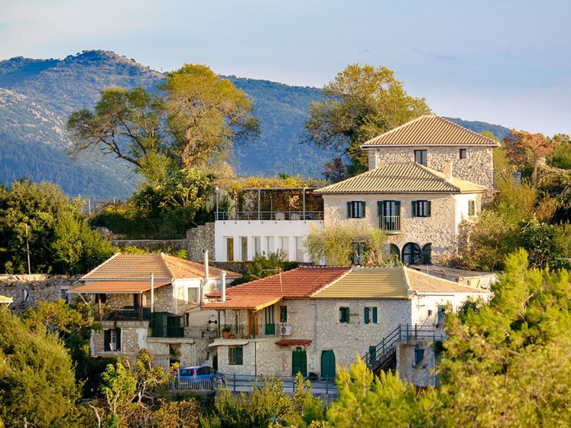 Stijlvol stenen huis met zeezicht op Lefkada, 300m van centrum Kavalos - foto 2