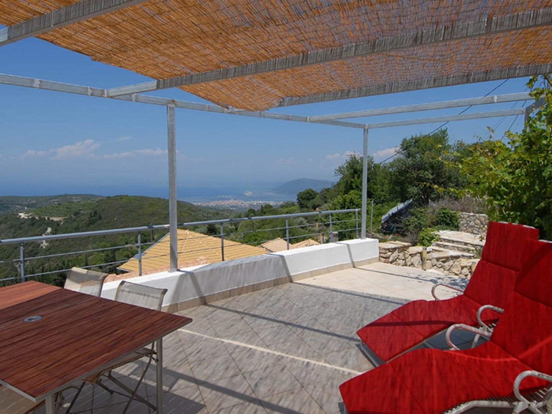 Stijlvol stenen huis met zeezicht op Lefkada, 300m van centrum Kavalos - foto 4